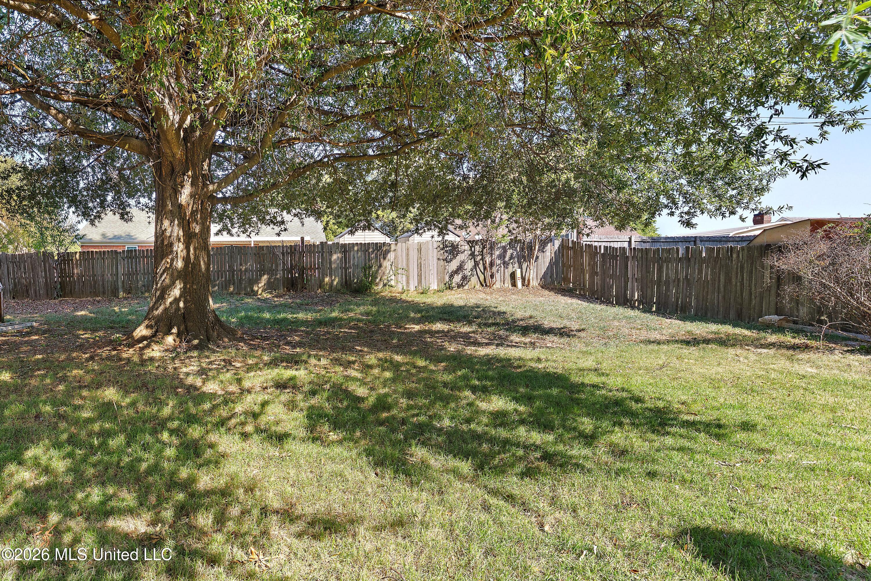 7080 Cedardale Road Property Photo 32