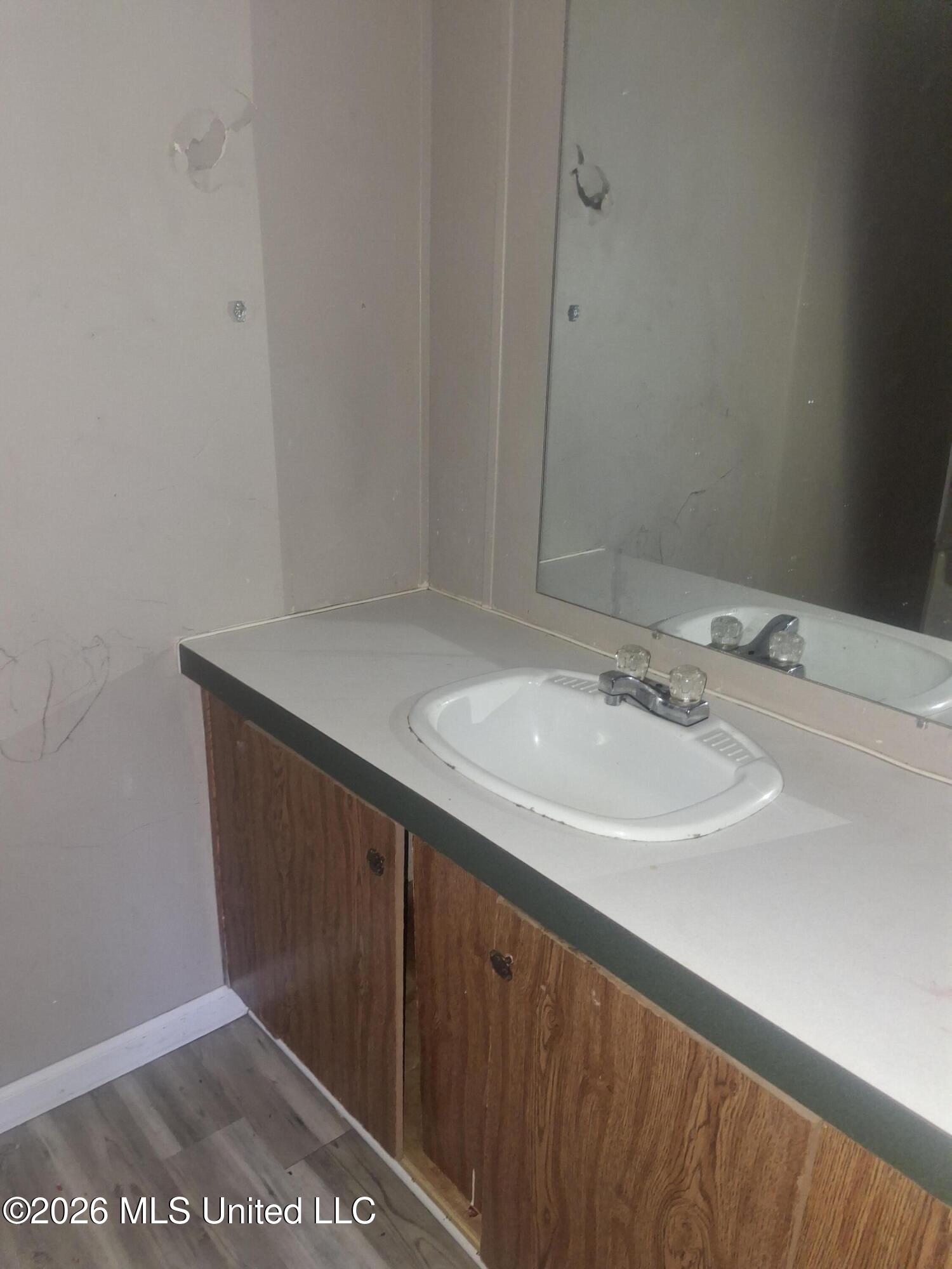 146 Floyd Street Property Photo 7