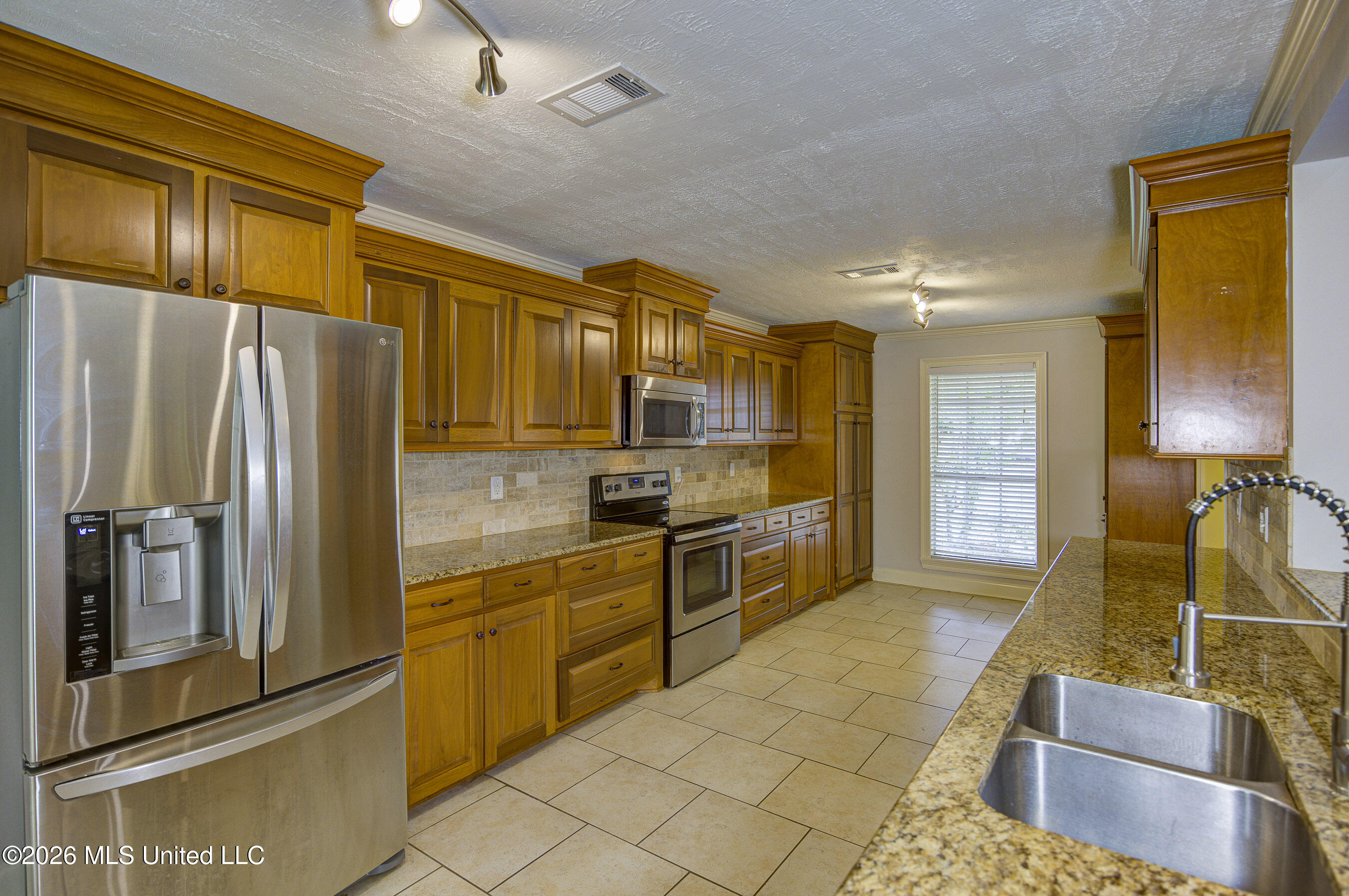 10 Jill Marie Circle Circle Property Photo 8