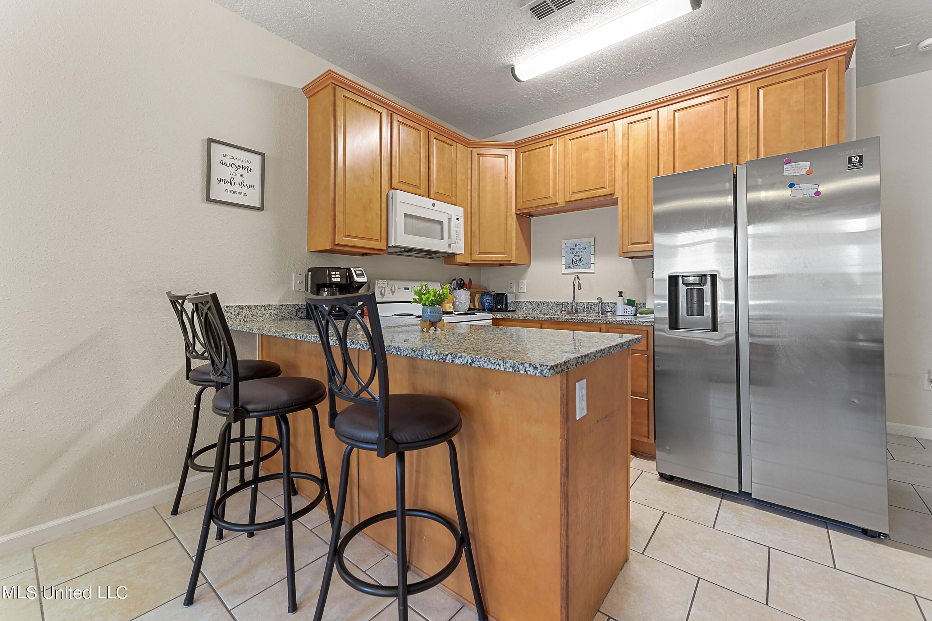 1110 Century Oaks Drive Property Photo 7