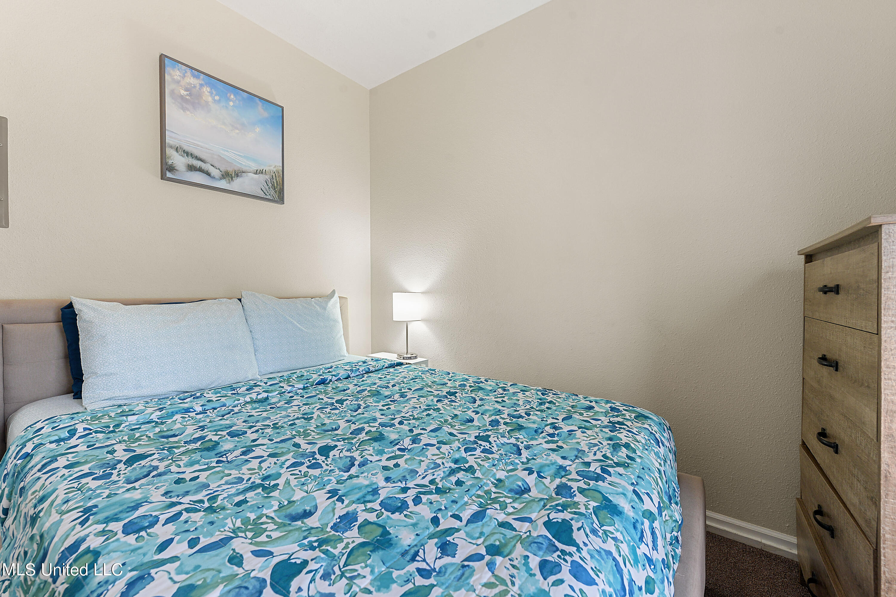 1110 Century Oaks Drive Property Photo 14