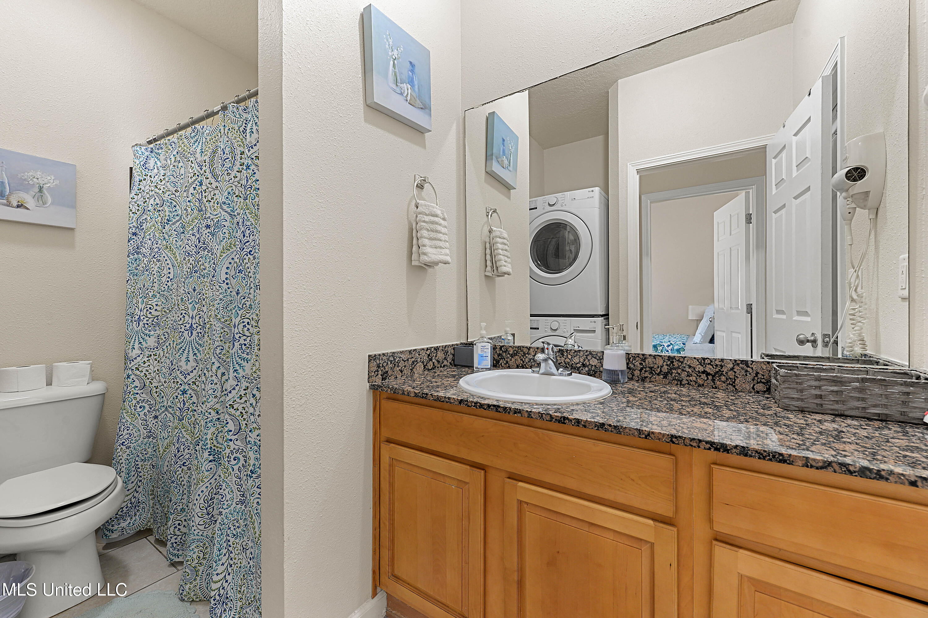 1110 Century Oaks Drive Property Photo 16