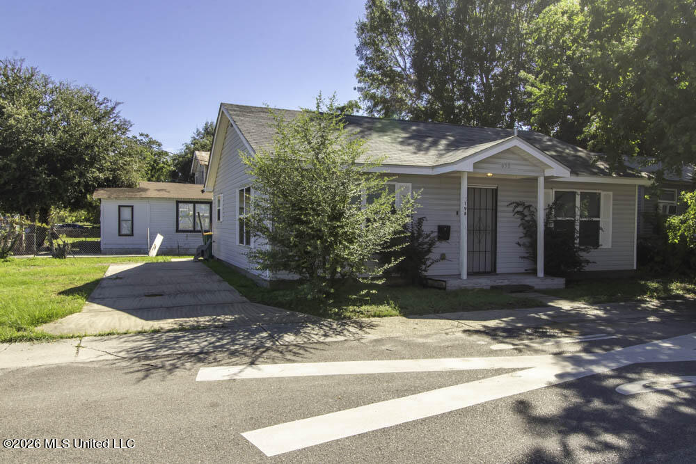 198 Keller Avenue Property Photo 1