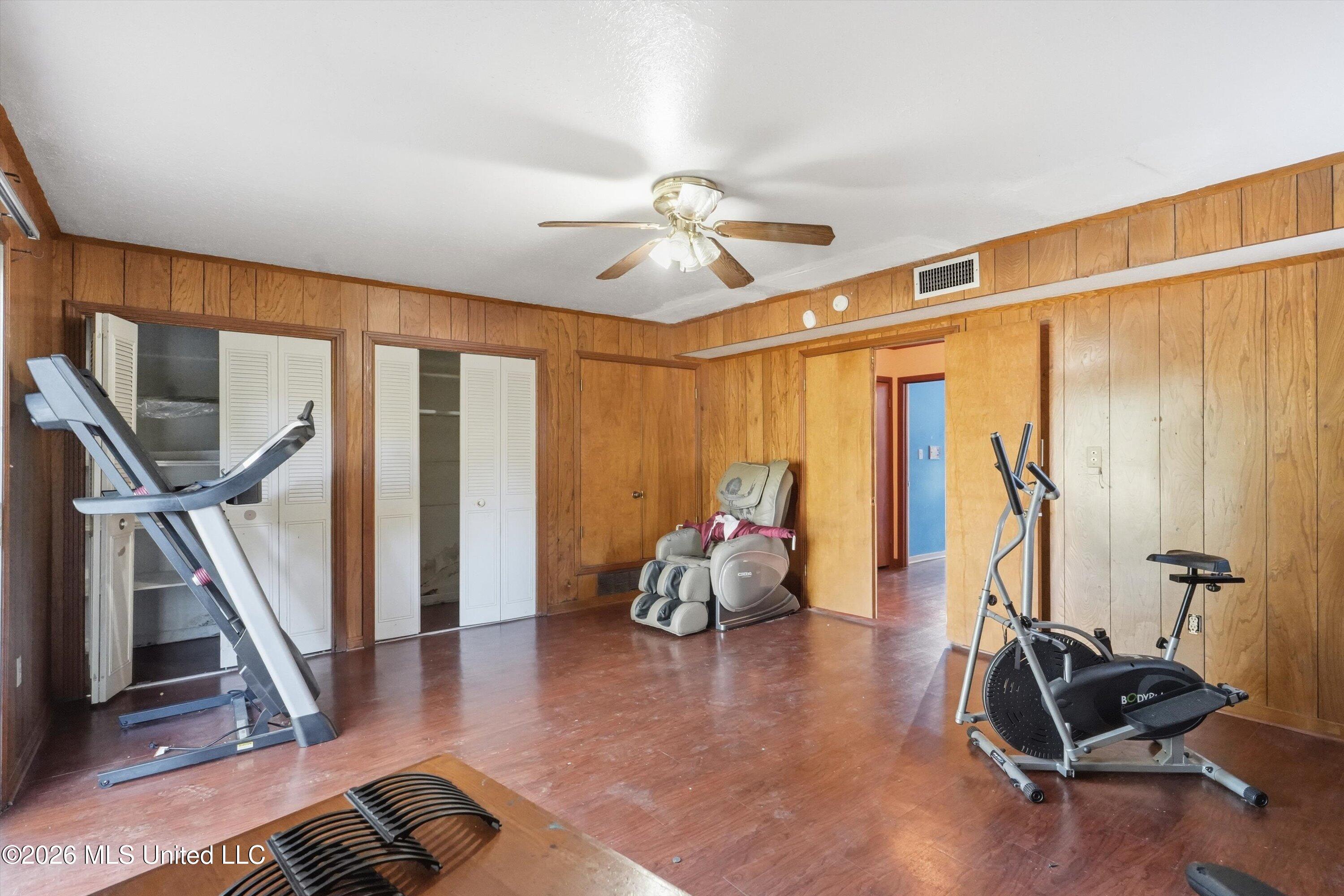 166 Elms Court Circle Property Photo 19