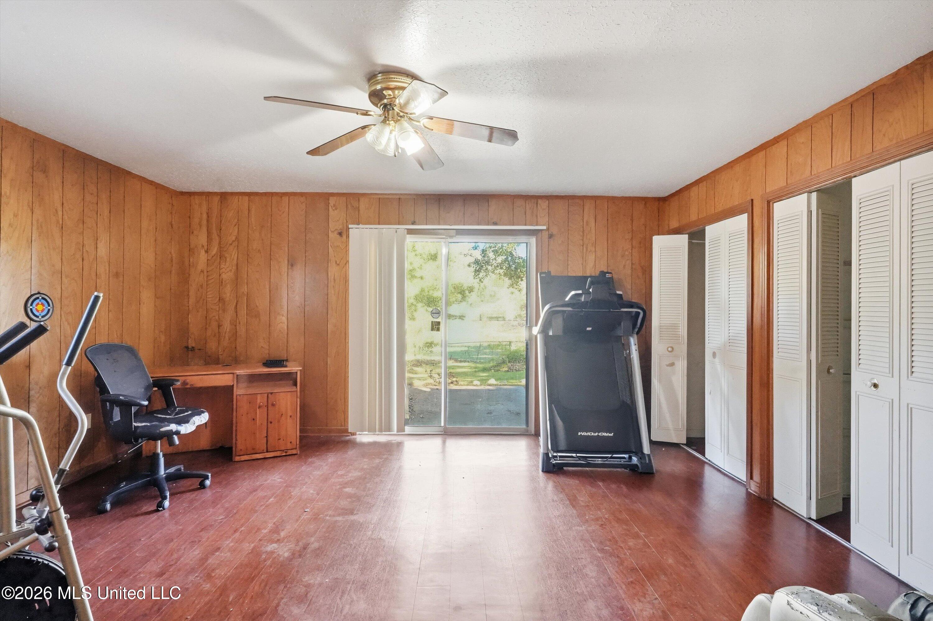 166 Elms Court Circle Property Photo 20