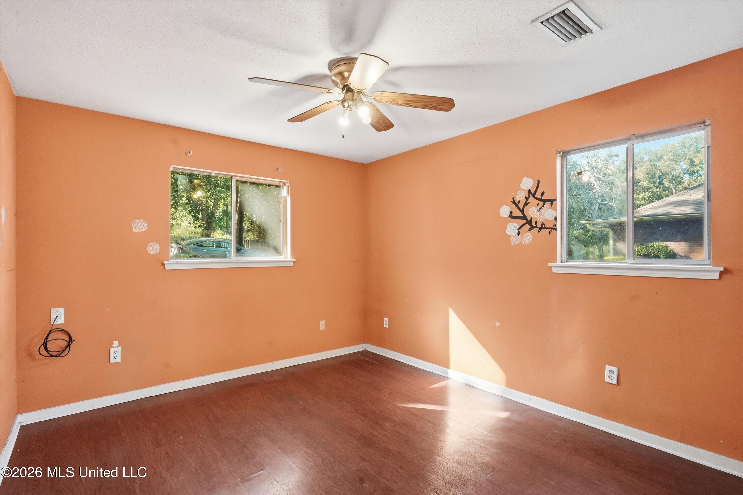 166 Elms Court Circle Property Photo 21