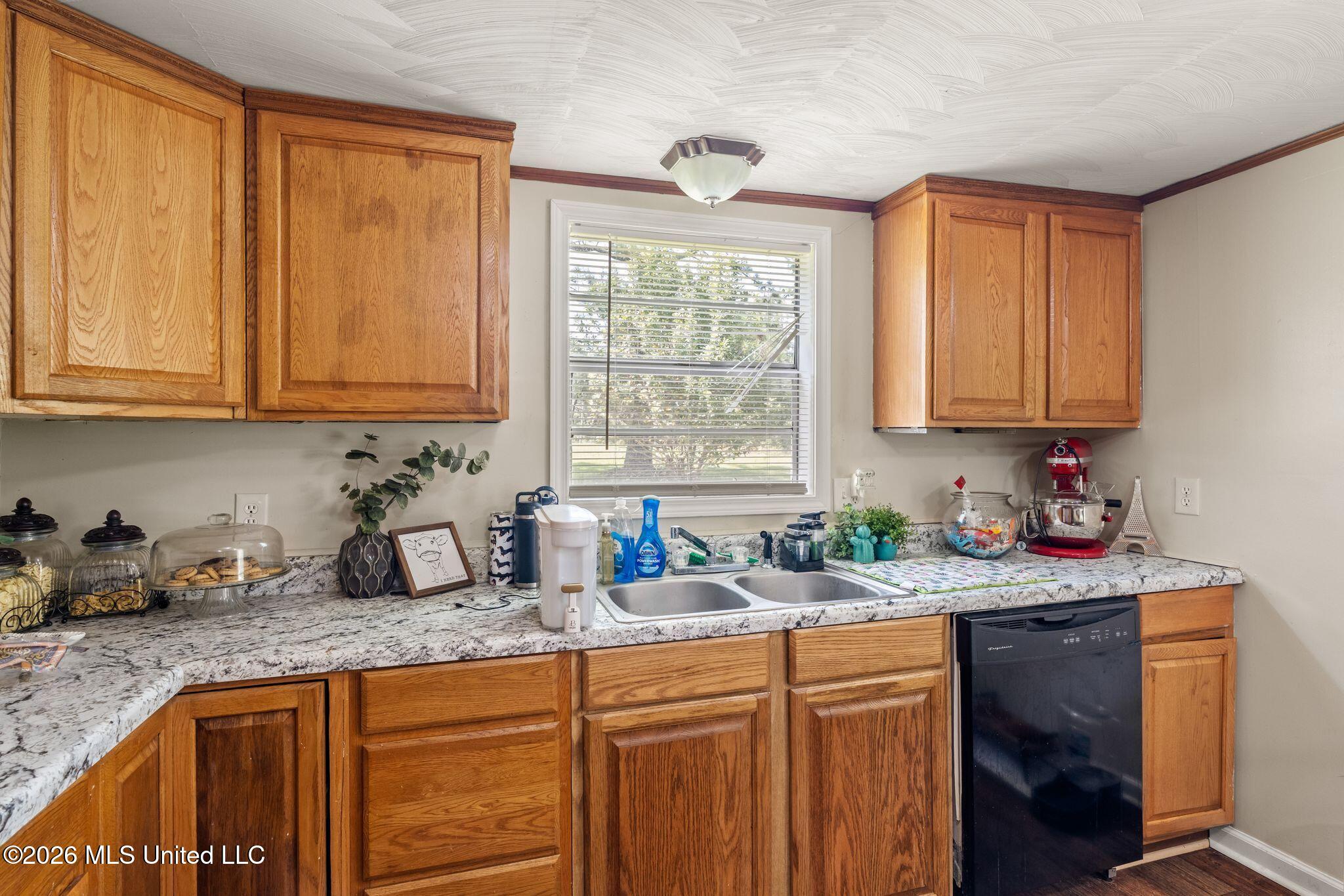 2115 Old Brookhaven Road Property Photo 12