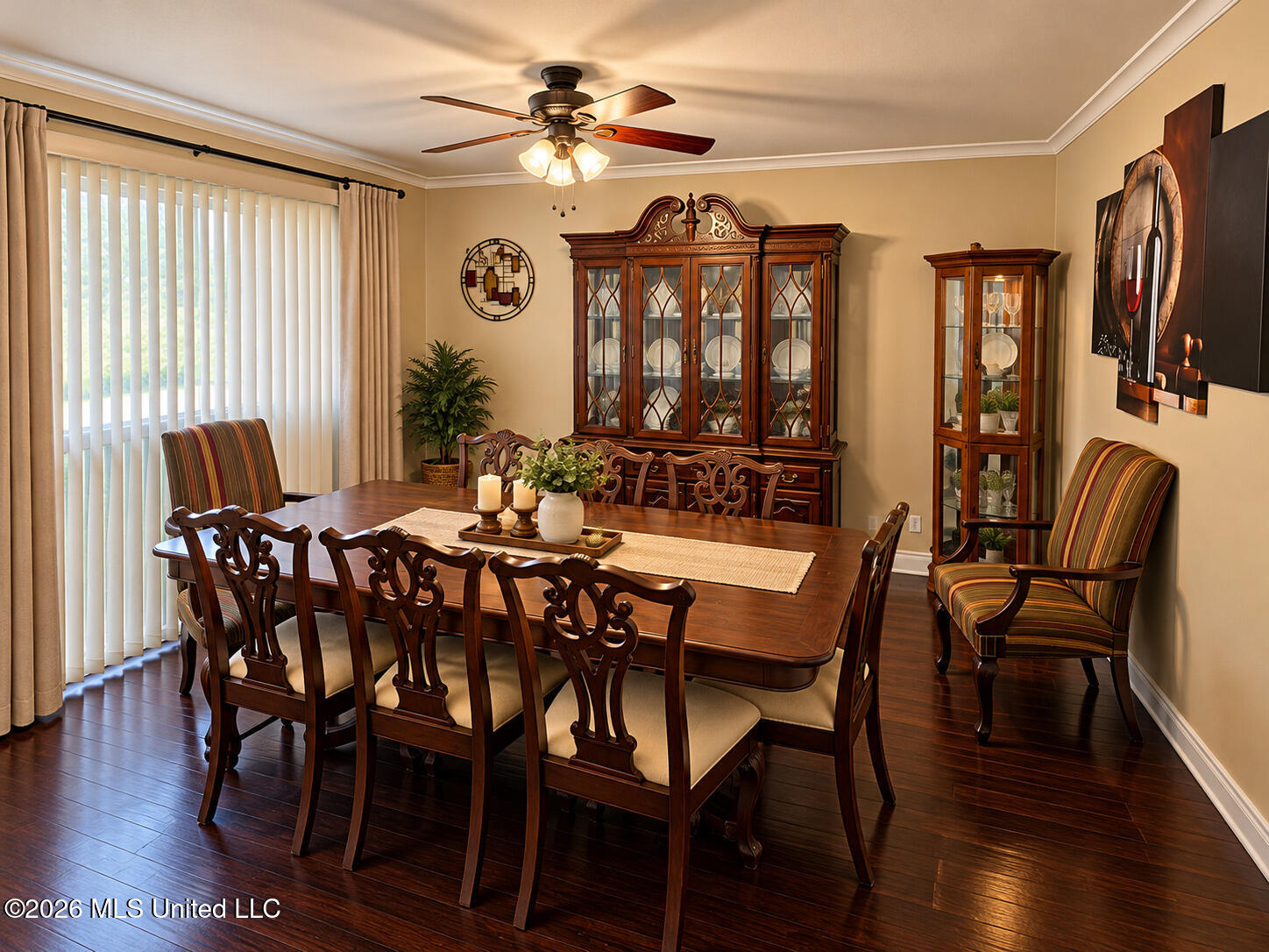 917 Pine Hill Circle Property Photo 7