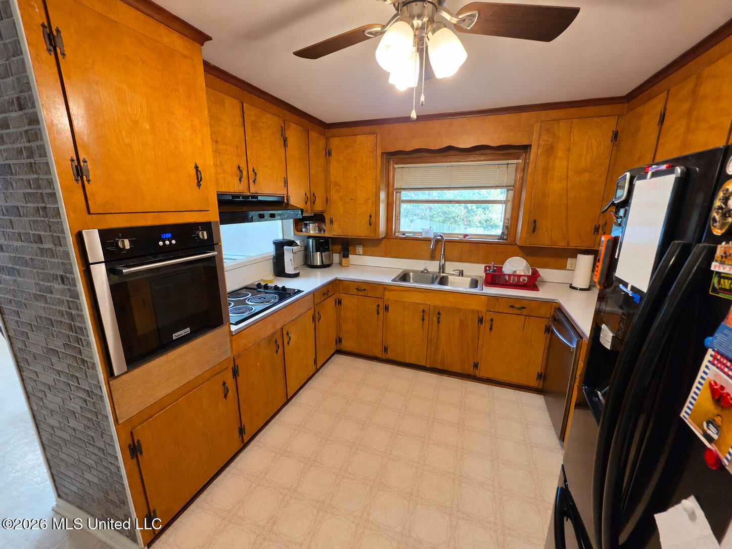 917 Pine Hill Circle Property Photo 15
