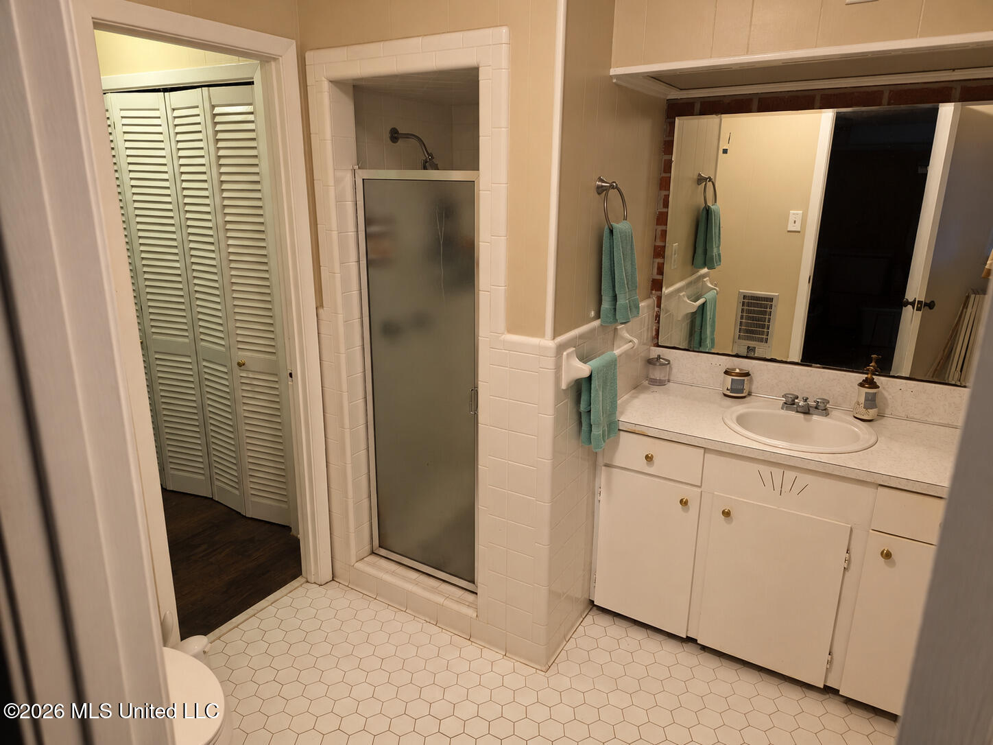 917 Pine Hill Circle Property Photo 16