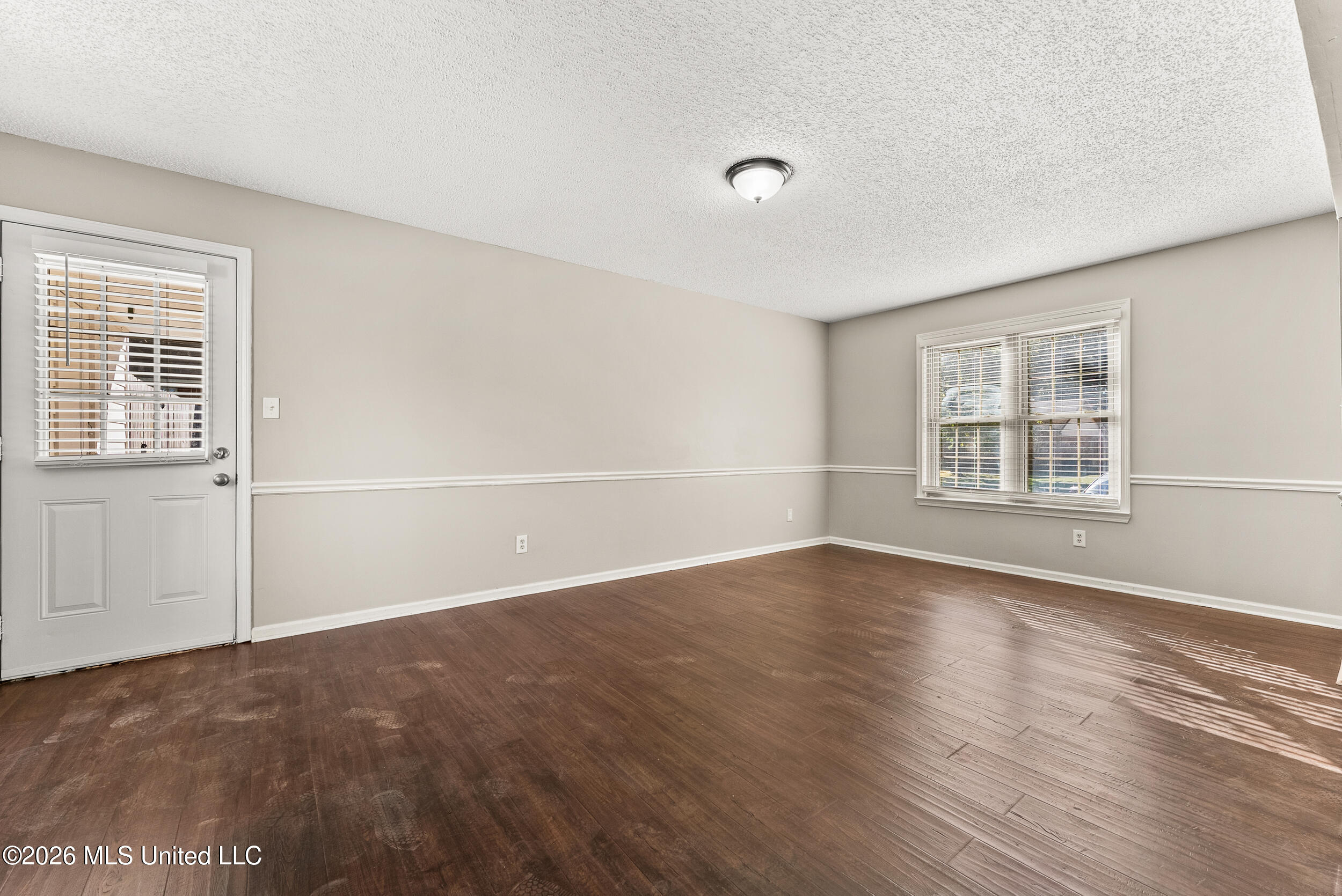 5704 Ingleside Drive Property Photo 17