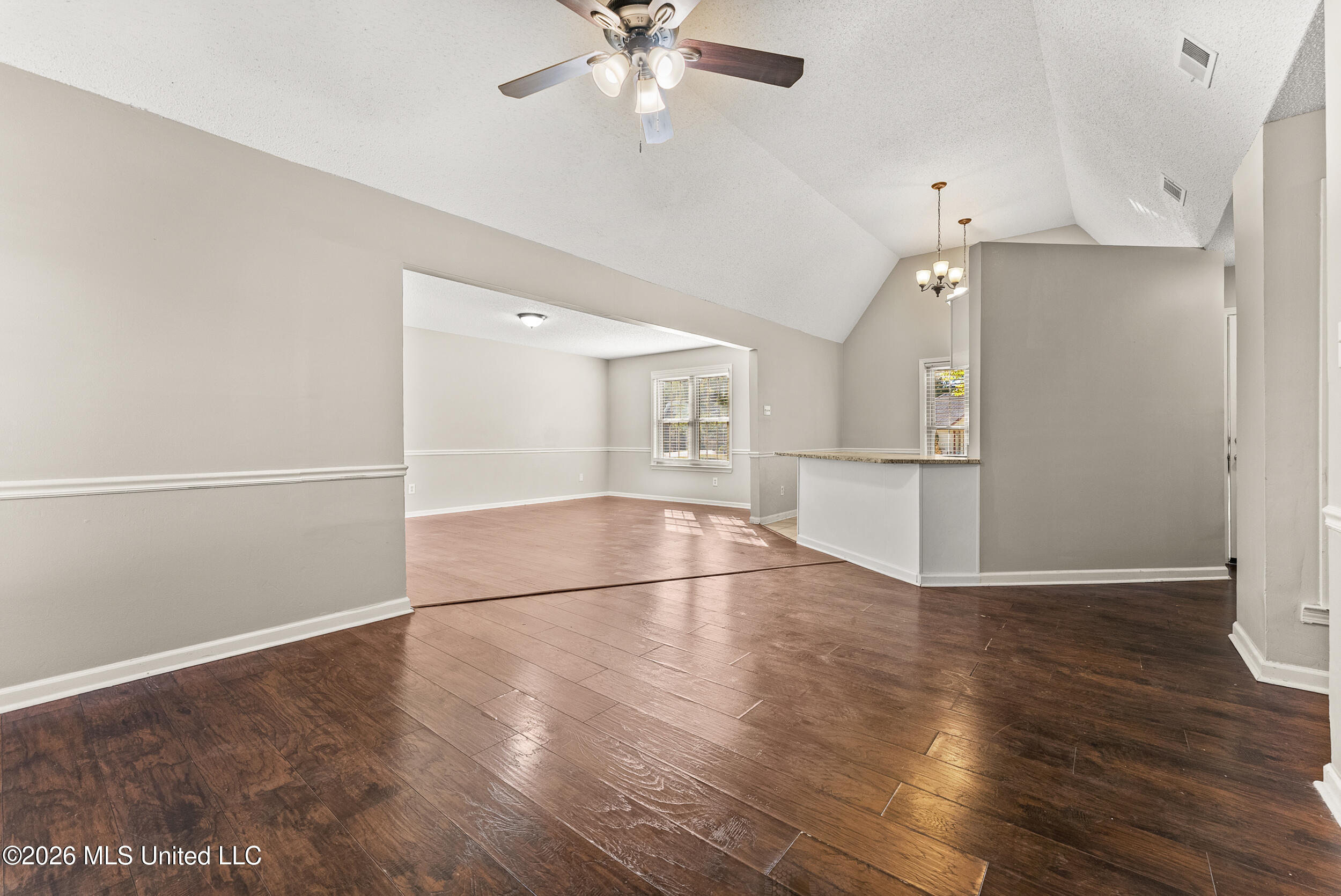 5704 Ingleside Drive Property Photo 18