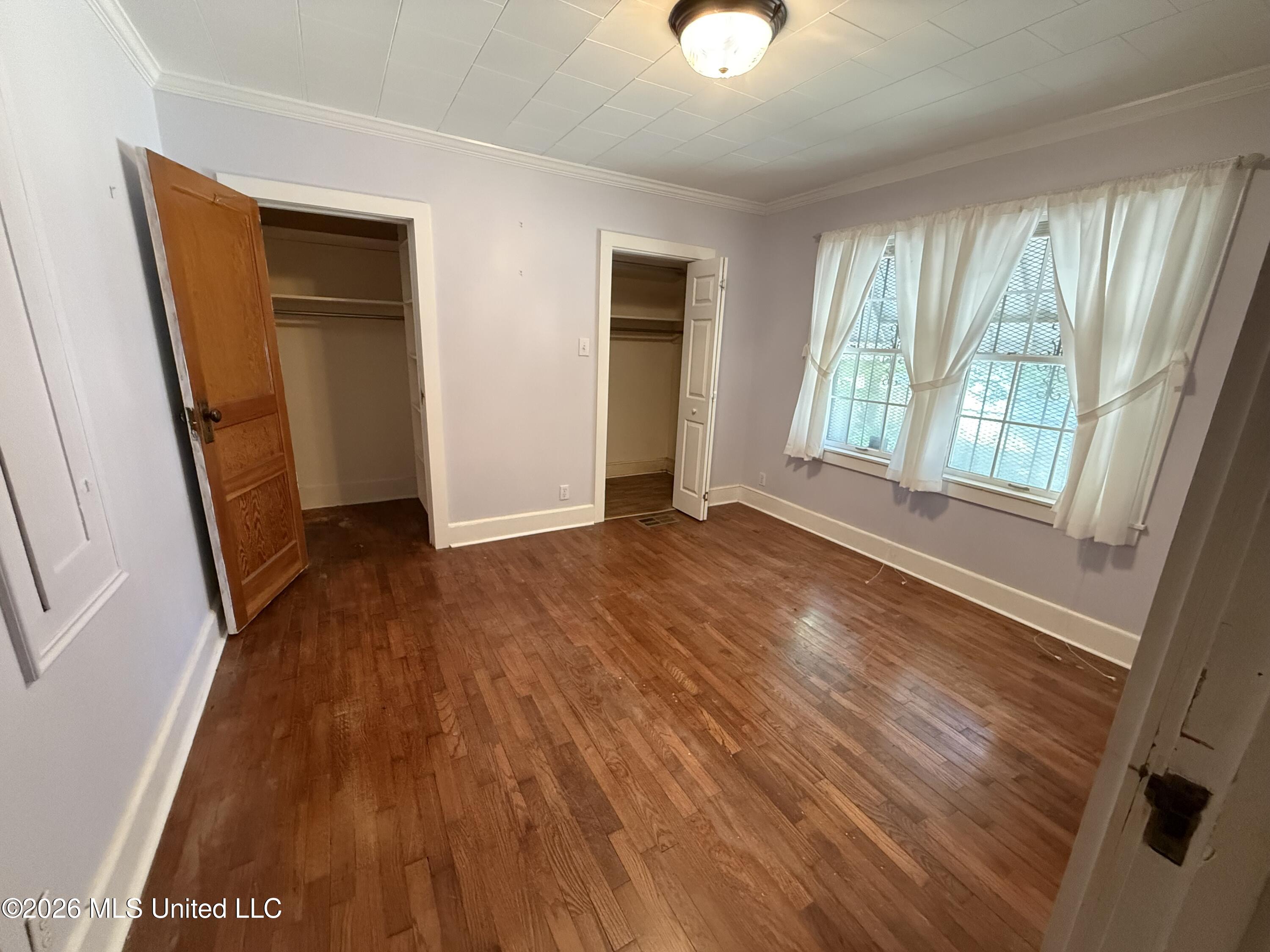 562 Ratcliff Place Property Photo 8