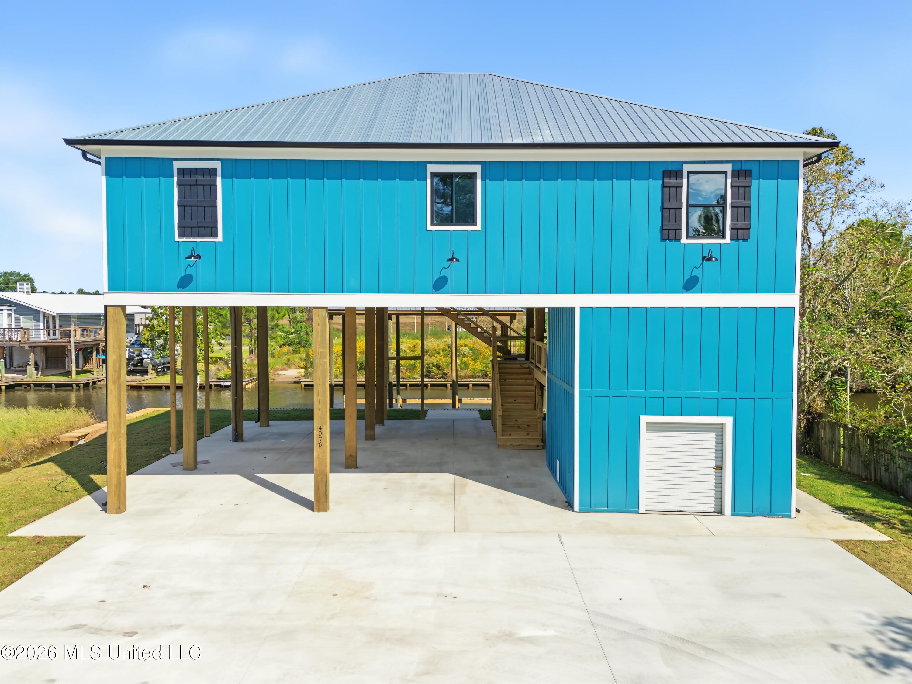 4076 19th Street Property Photo 1