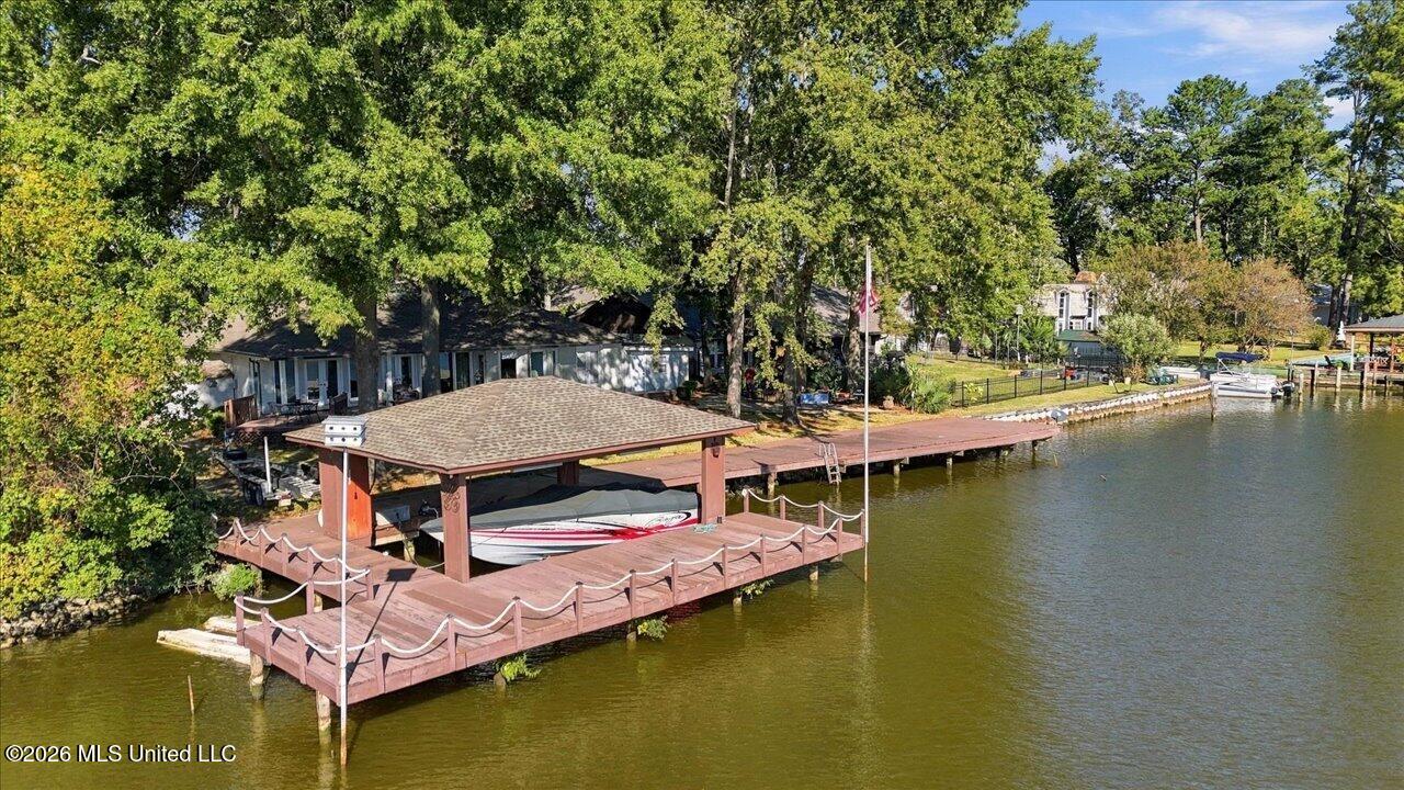 704 Forest Point Drive Property Photo 63