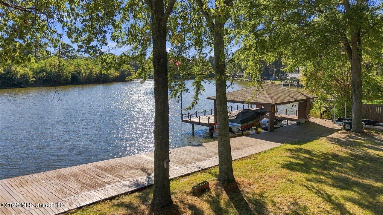 704 Forest Point Drive Property Photo 64