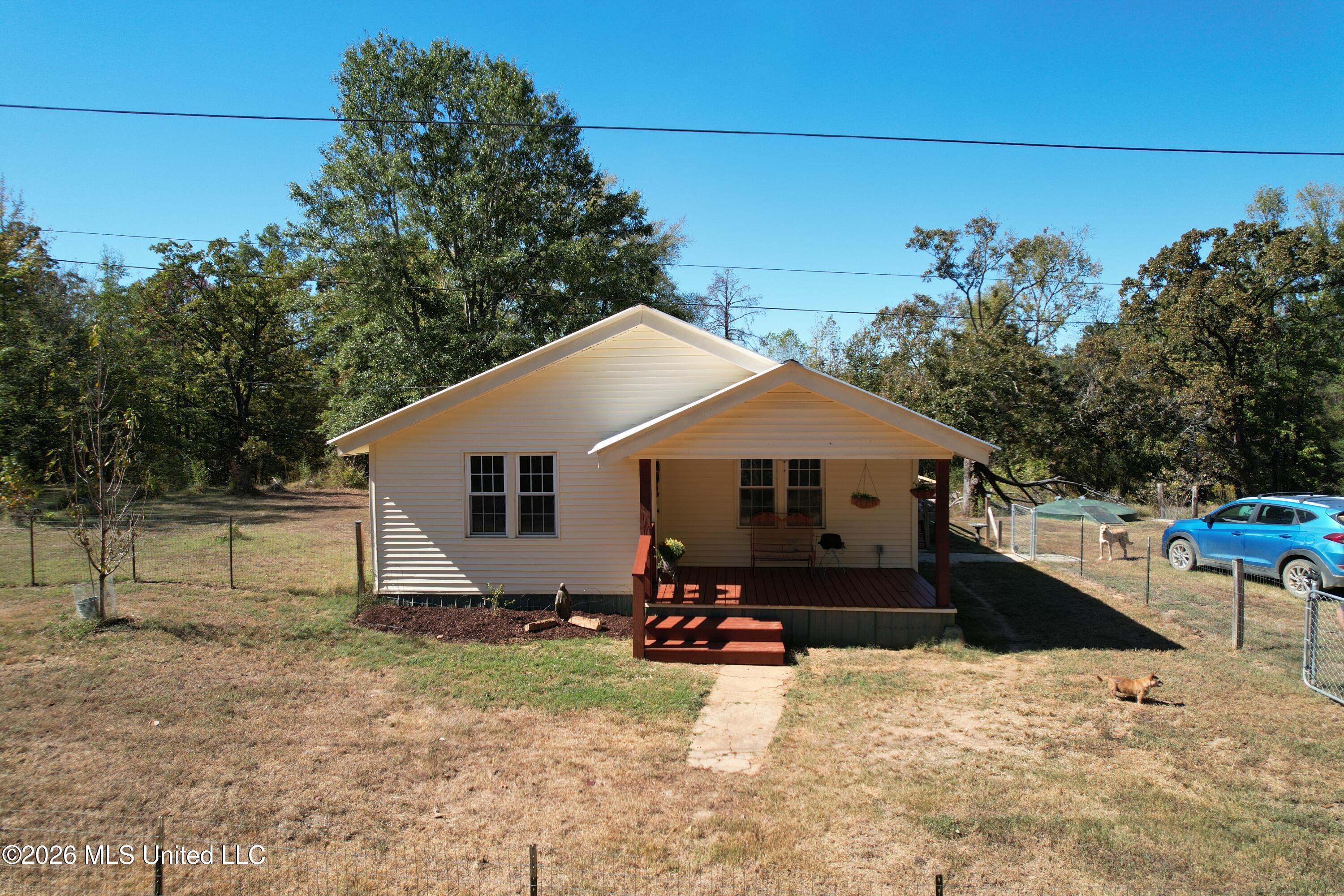 1124 Mitchell Duke Road Property Photo 1