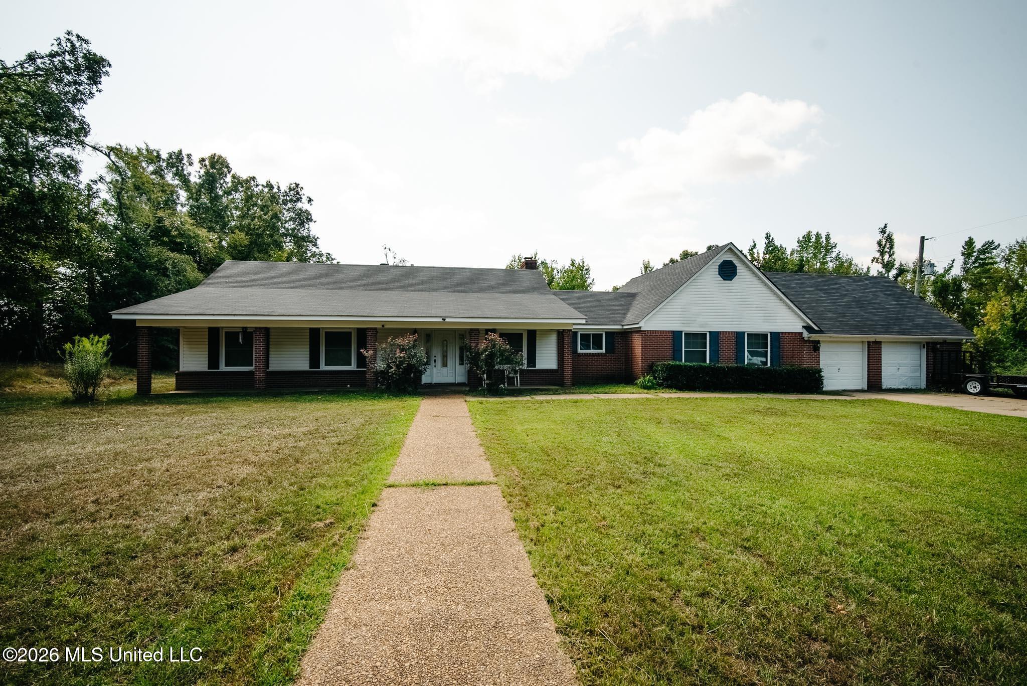 376 Christofer Lane Property Photo 1