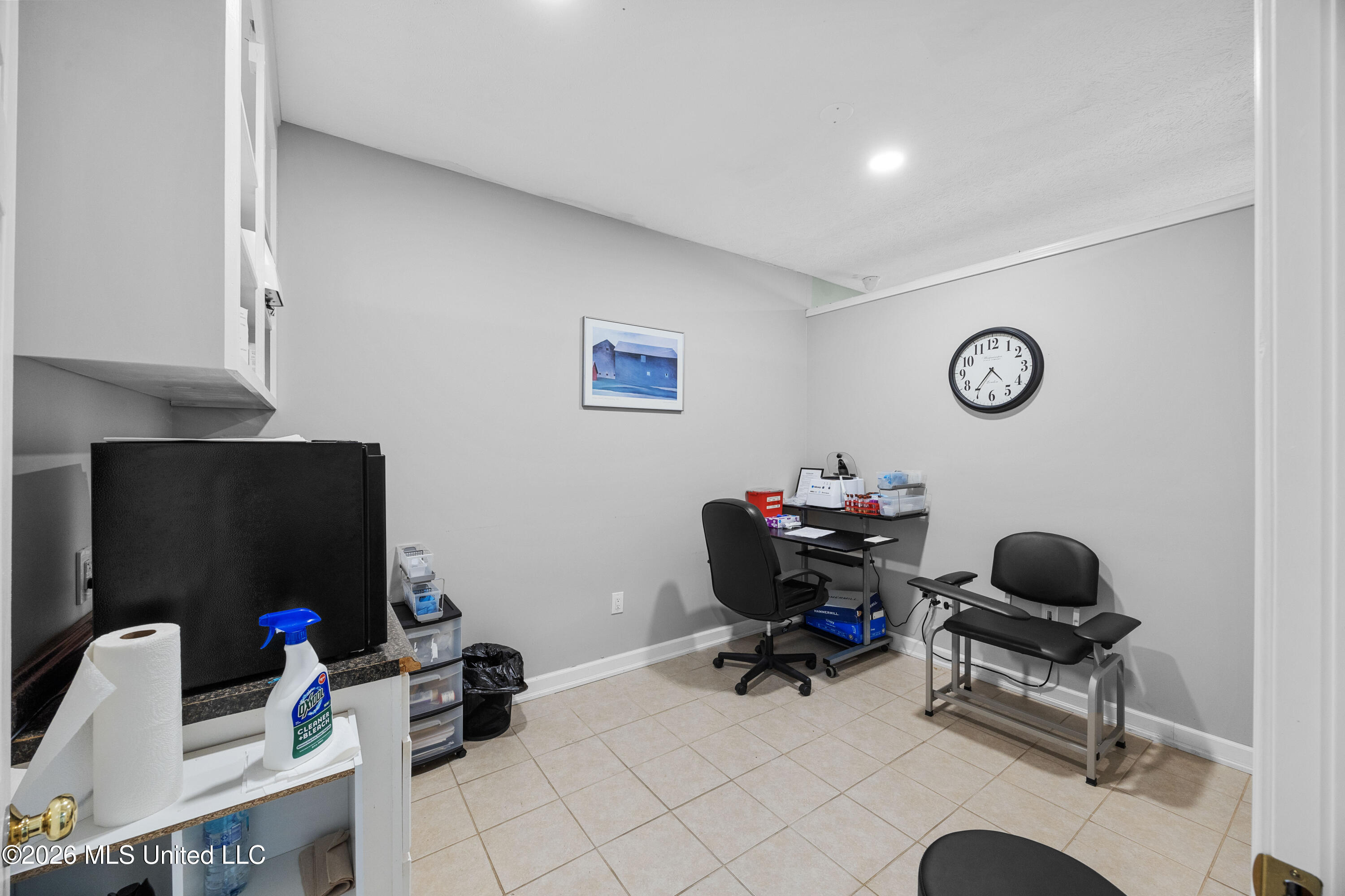 401 Cross Park Drive Property Photo 11