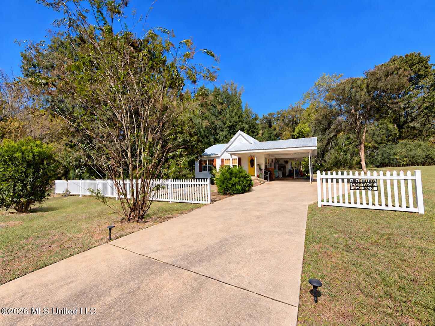 5171 Ebenezer Coxburg Road Property Photo 2