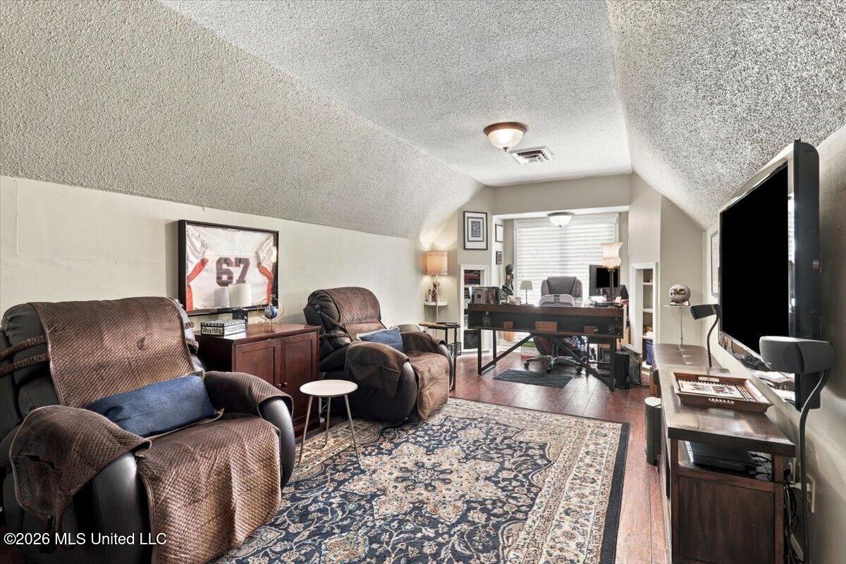 1924 Nottingham Drive Property Photo 33