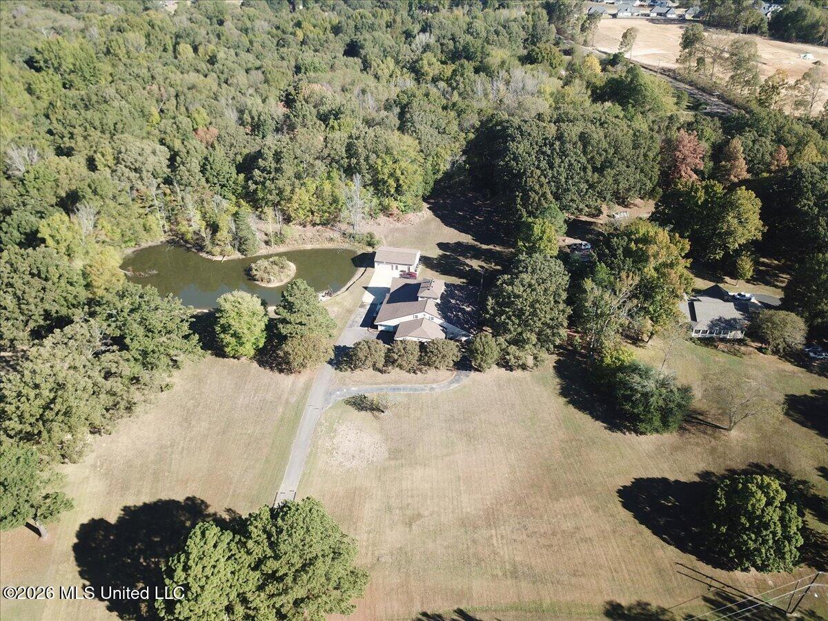 1924 Nottingham Drive Property Photo 48