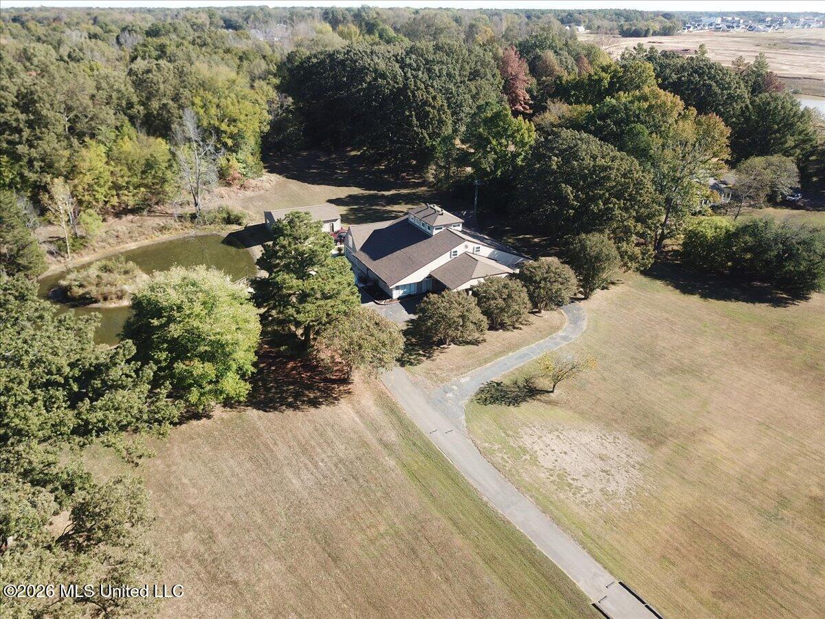 1924 Nottingham Drive Property Photo 51