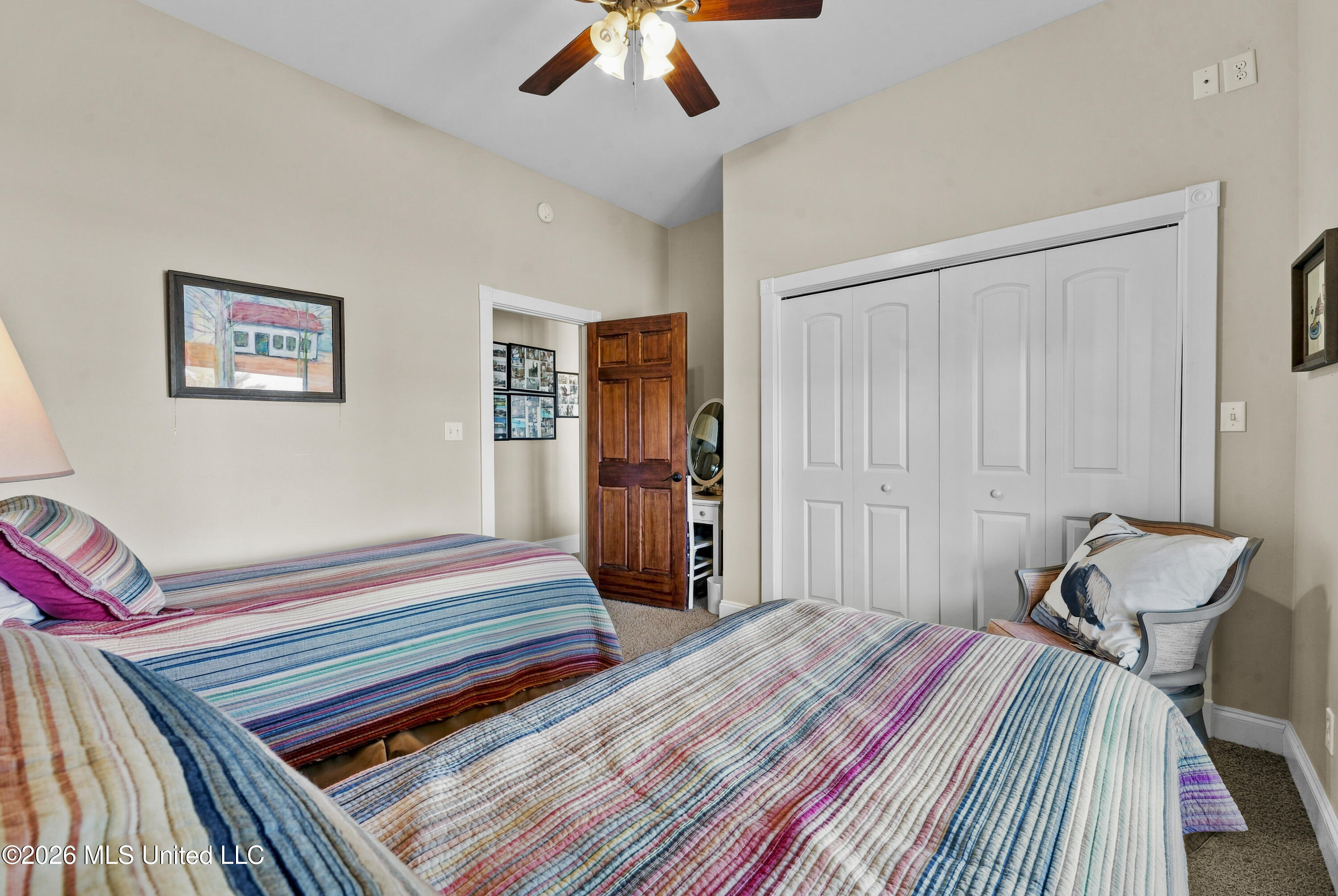 110 Cedarwood Point Property Photo 15
