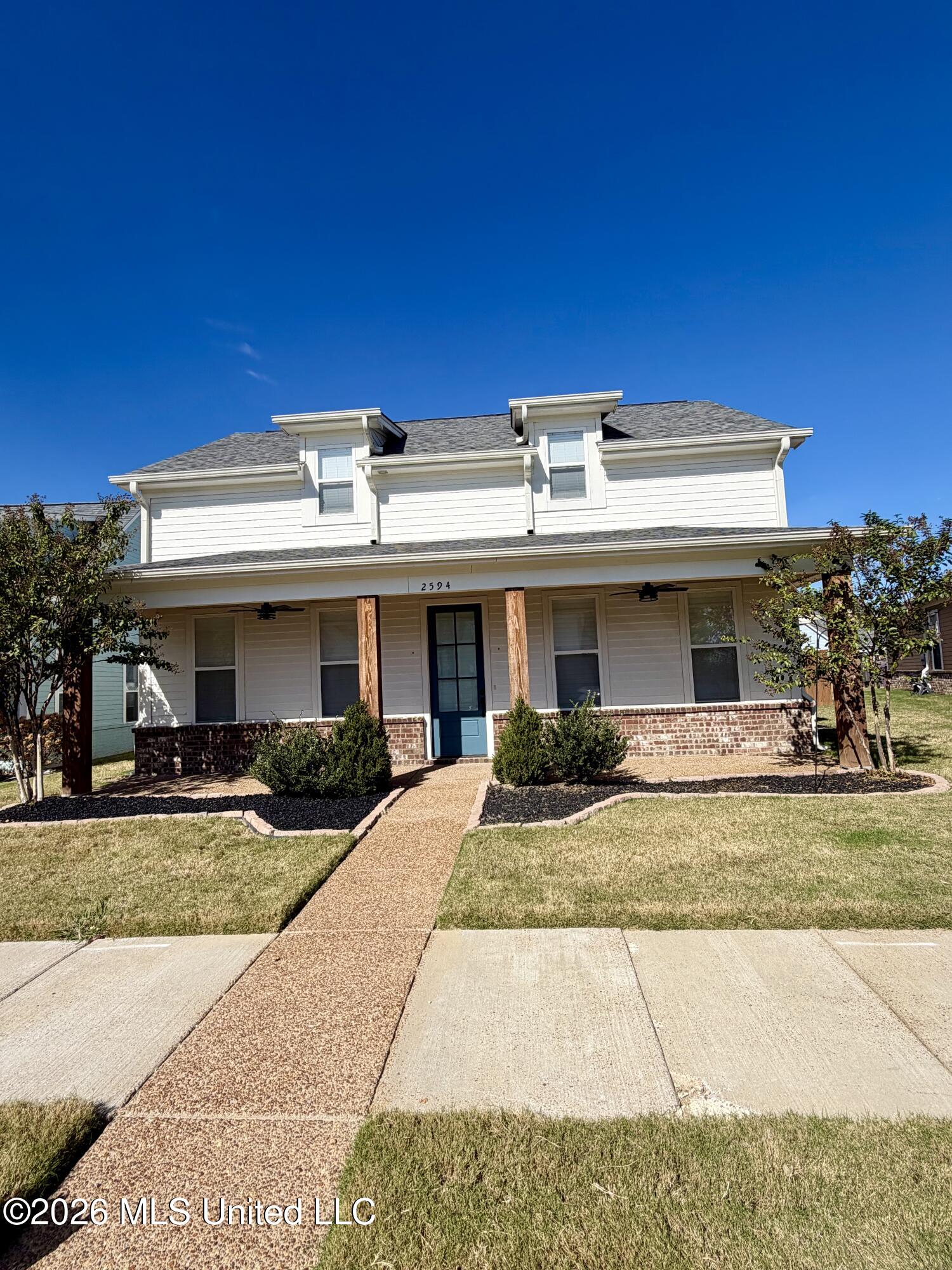 2594 South Street Property Photo 1