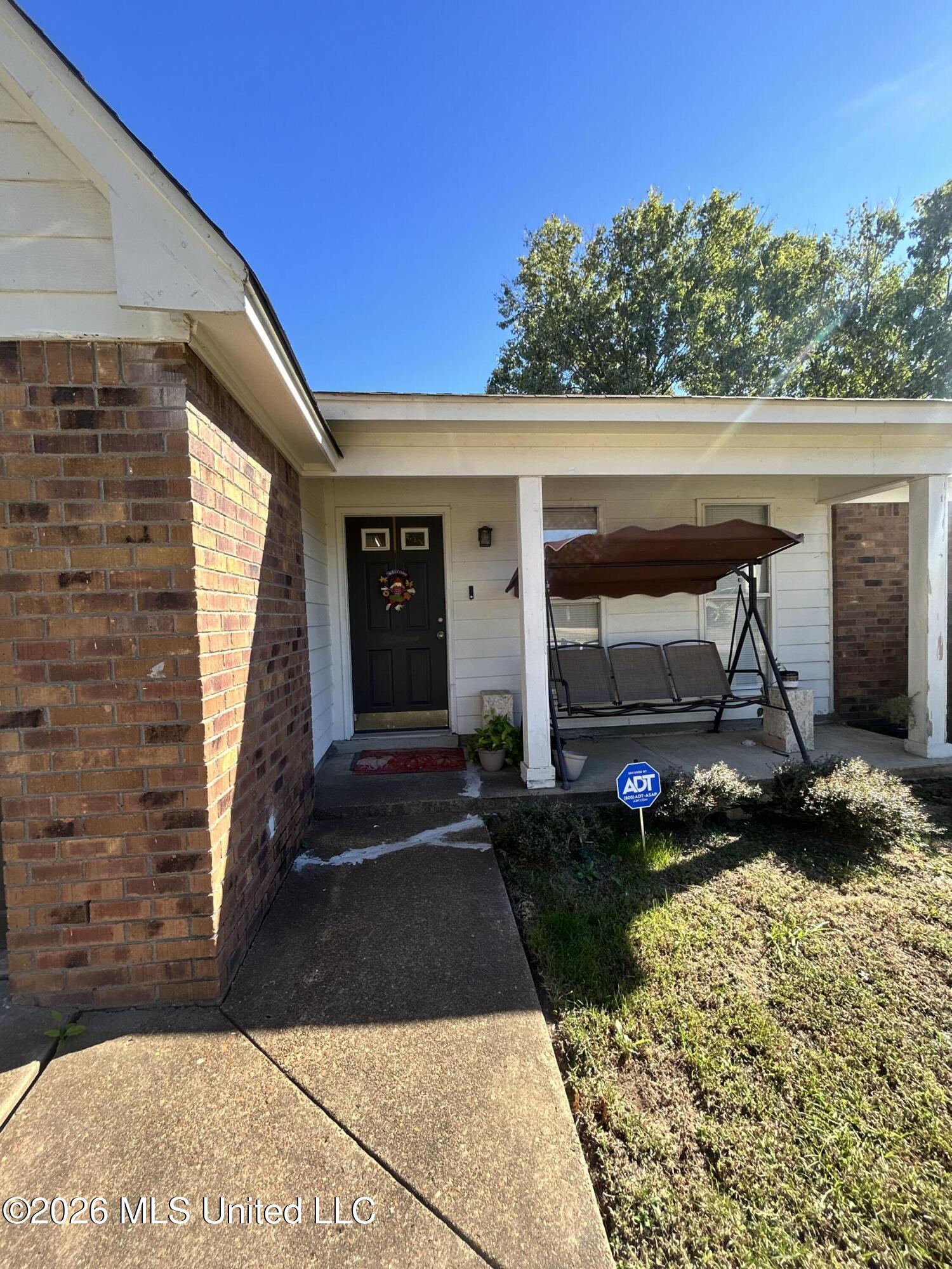 3545 Lakehurst Drive Property Photo 6