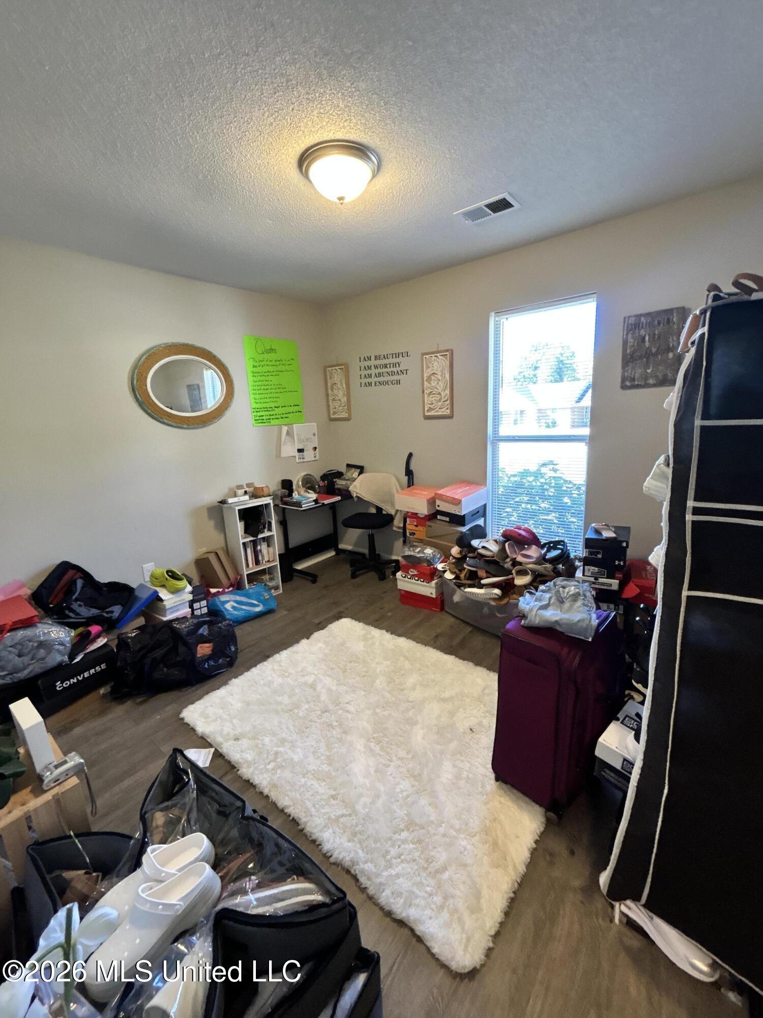 3545 Lakehurst Drive Property Photo 16