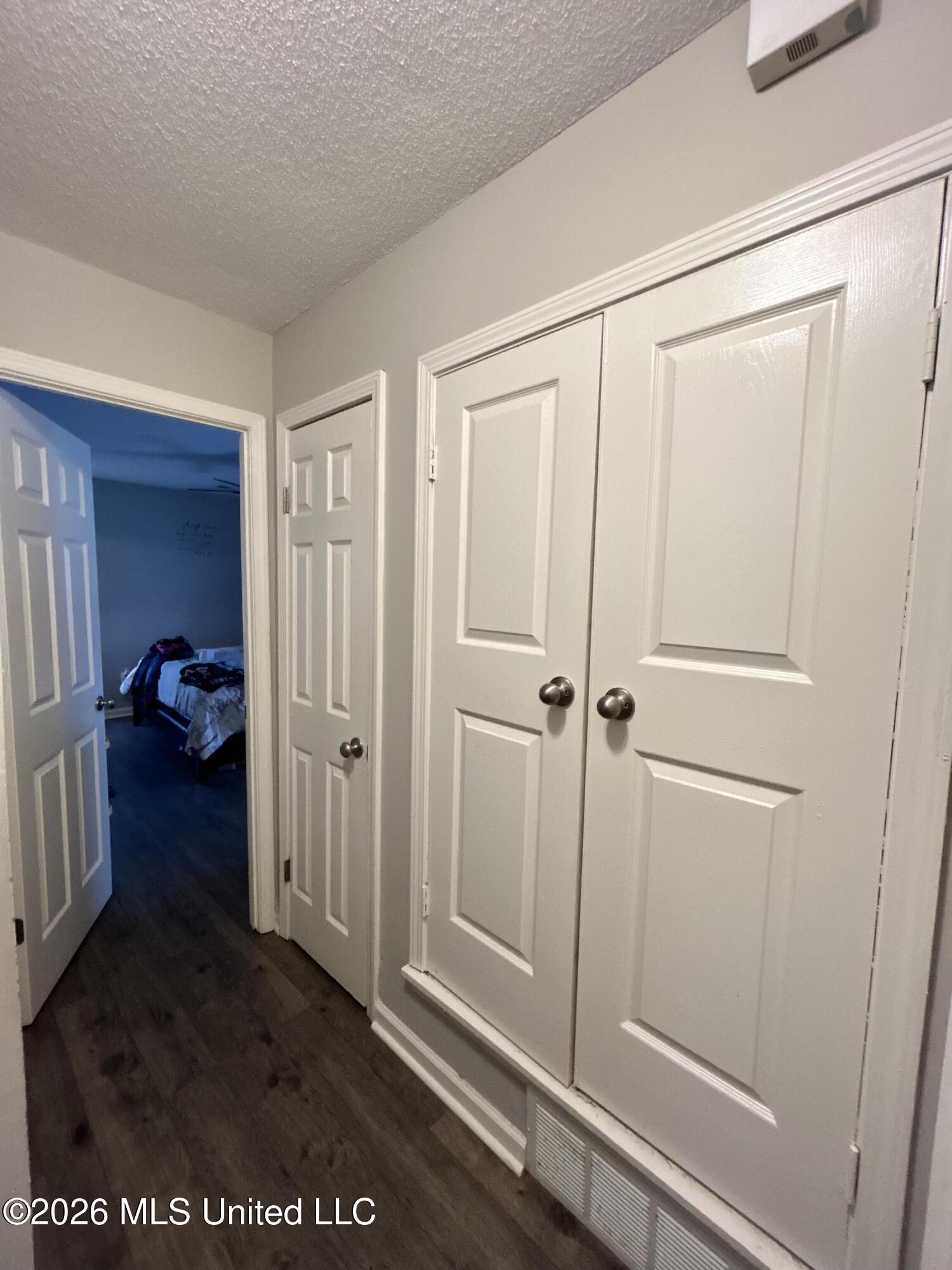 3545 Lakehurst Drive Property Photo 17