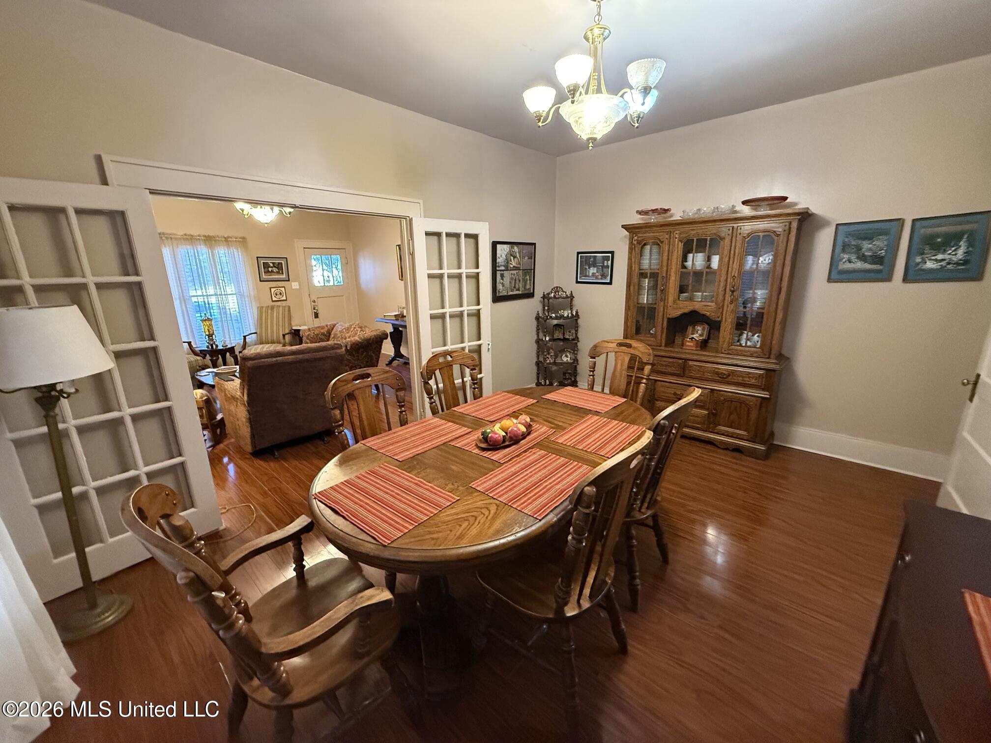 406 B Street Property Photo 7