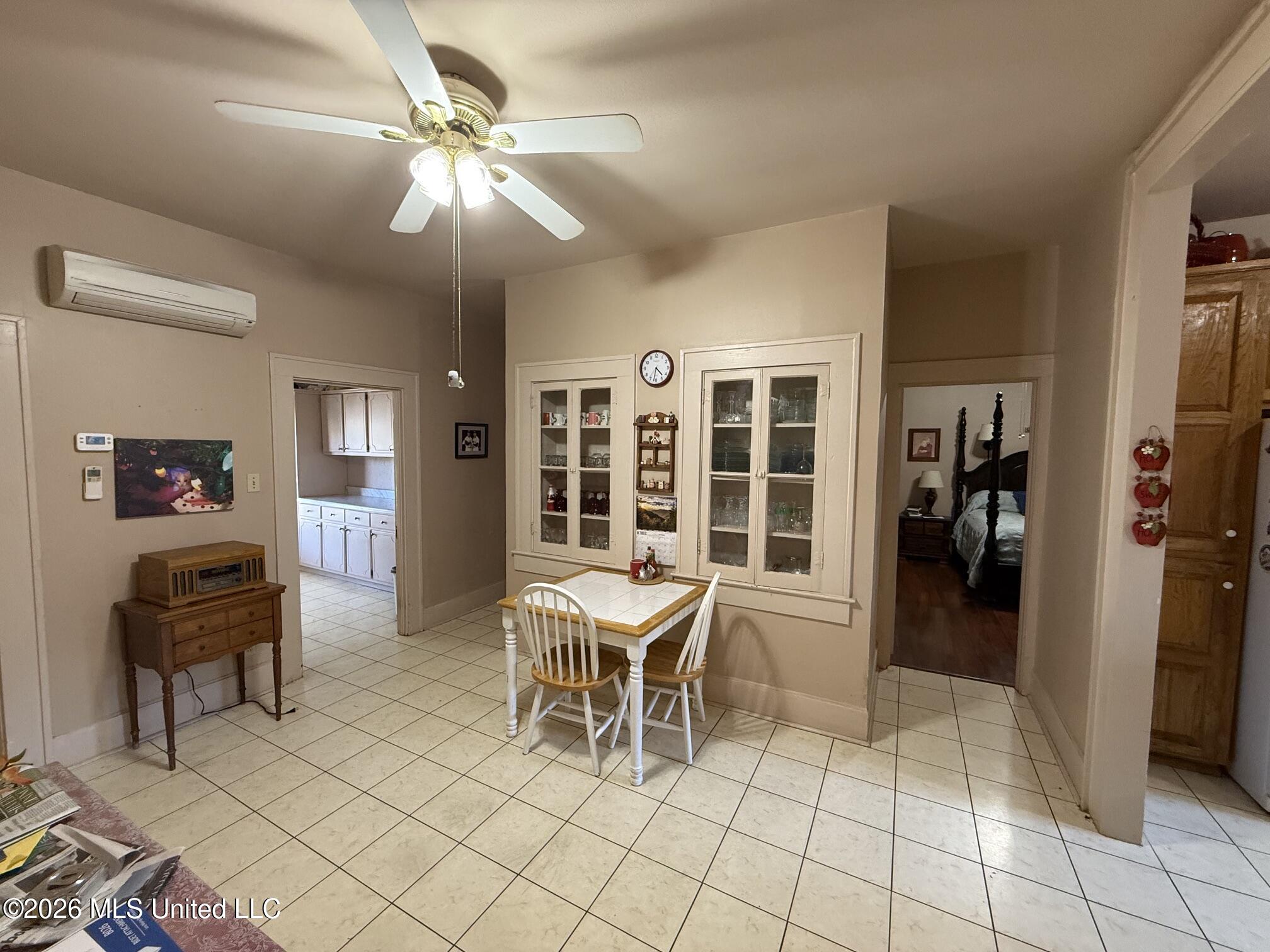 406 B Street Property Photo 11