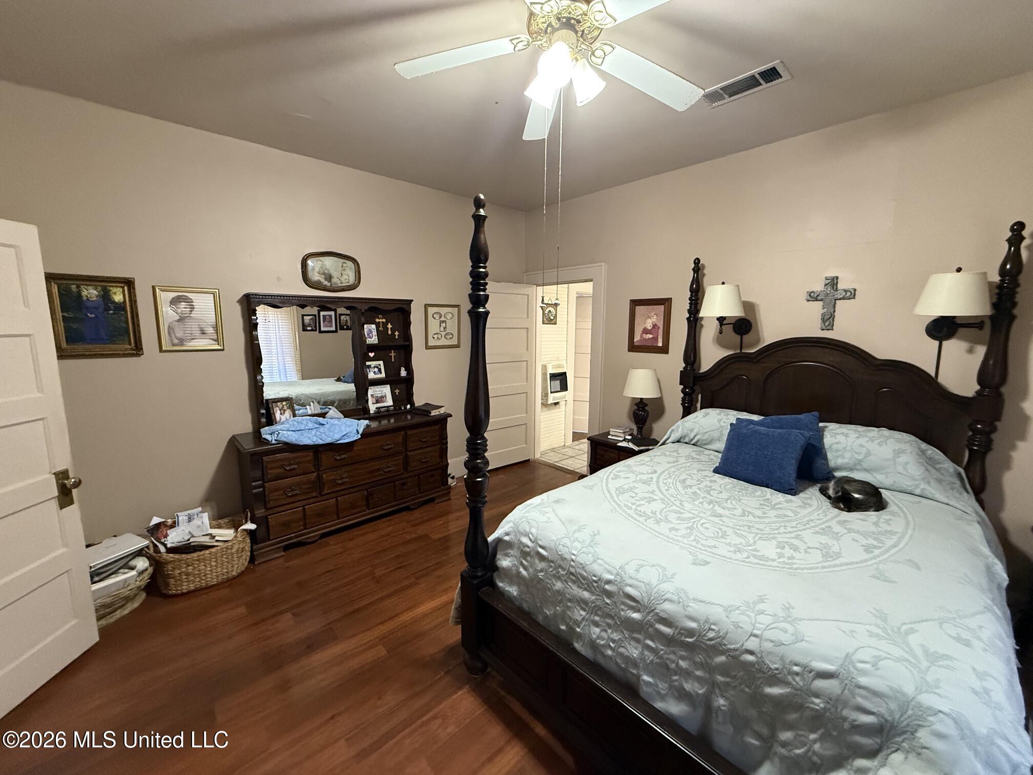 406 B Street Property Photo 17