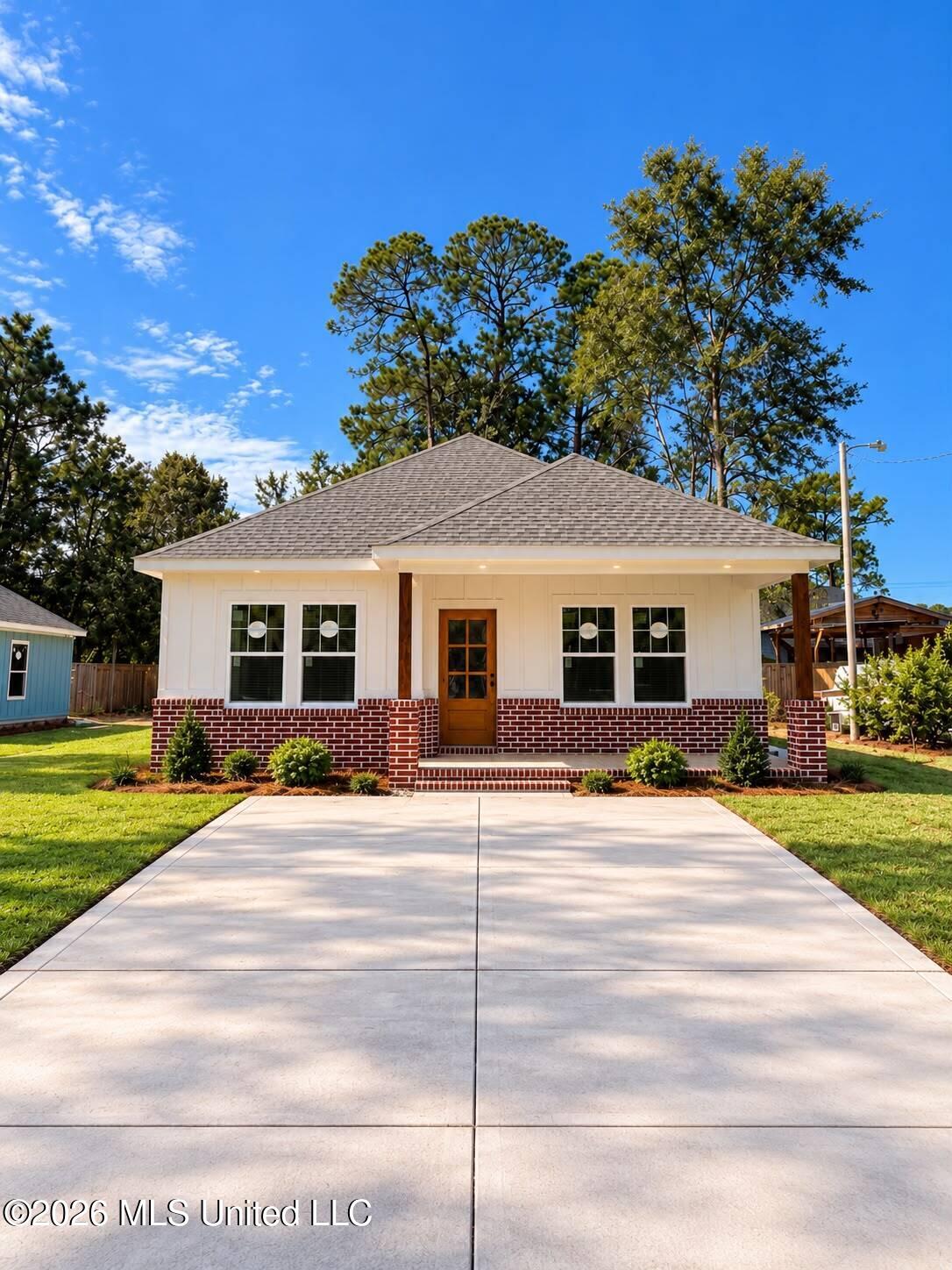 1917 Barracuda Drive Property Photo 1