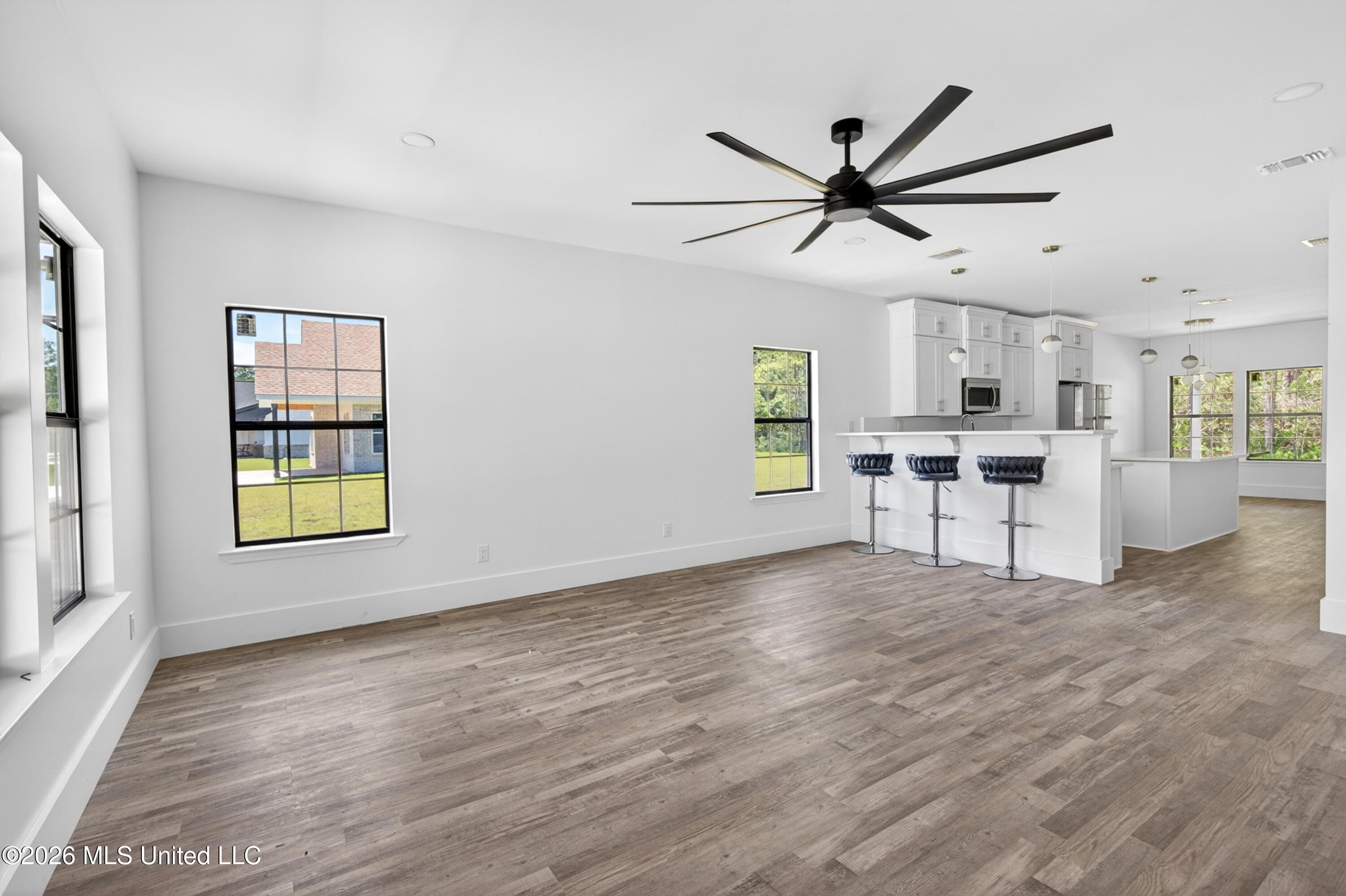 1913 Barracuda Drive Property Photo 2