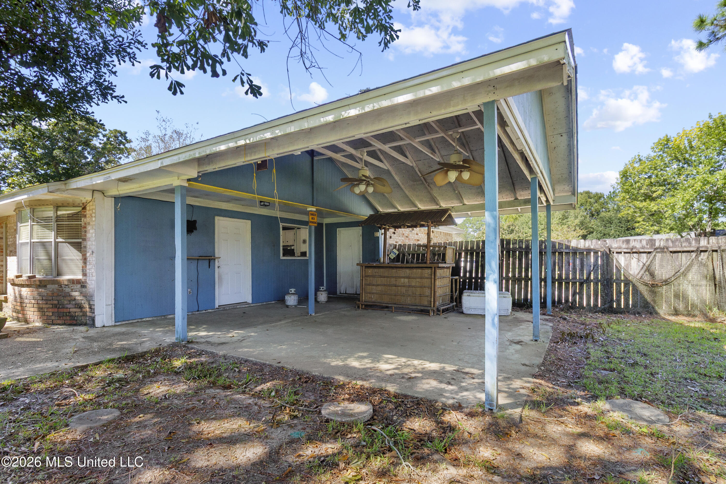 2401 Vence Court Property Photo 18