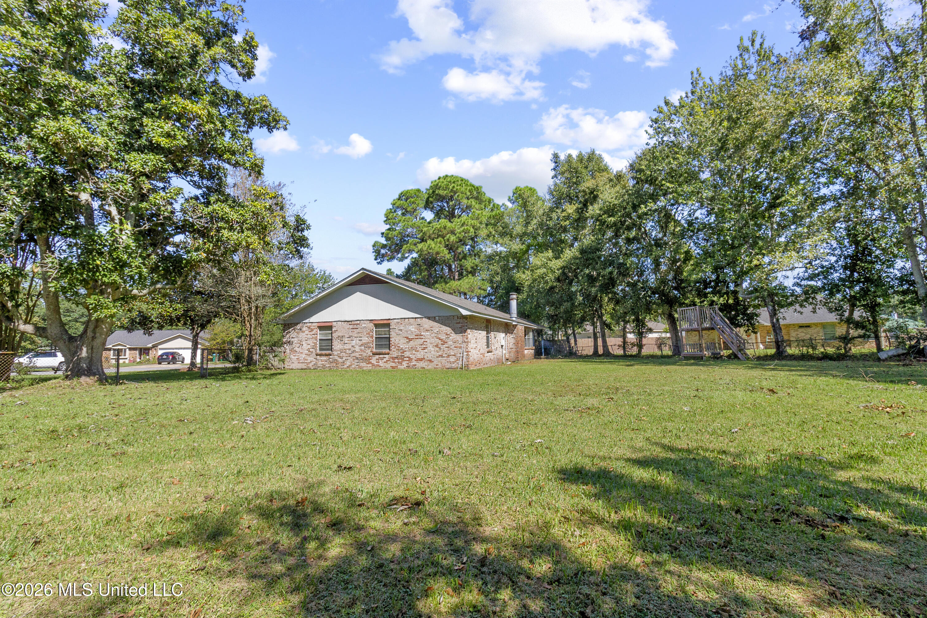 2401 Vence Court Property Photo 21