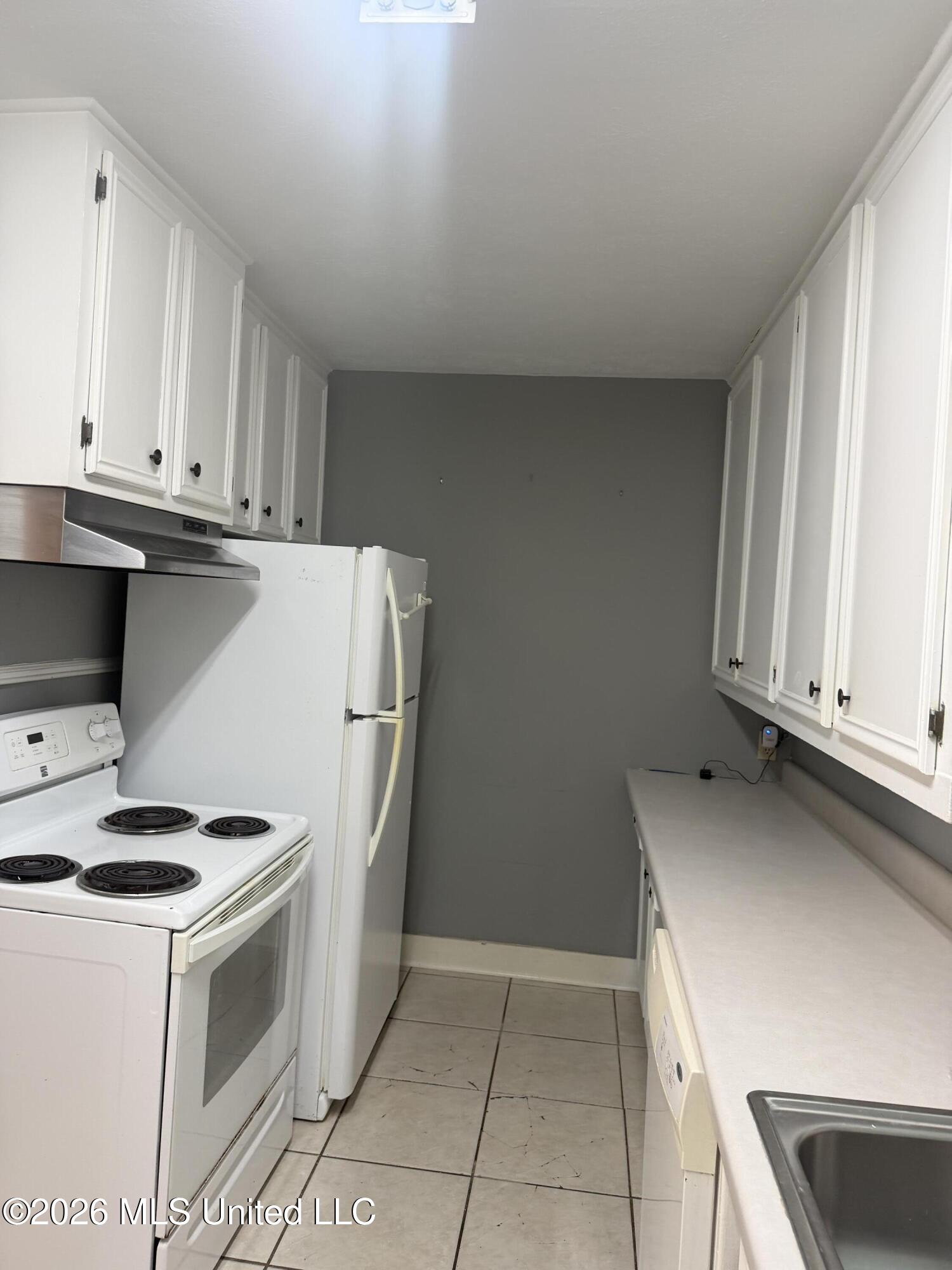 103 Camellia Drive Property Photo 8