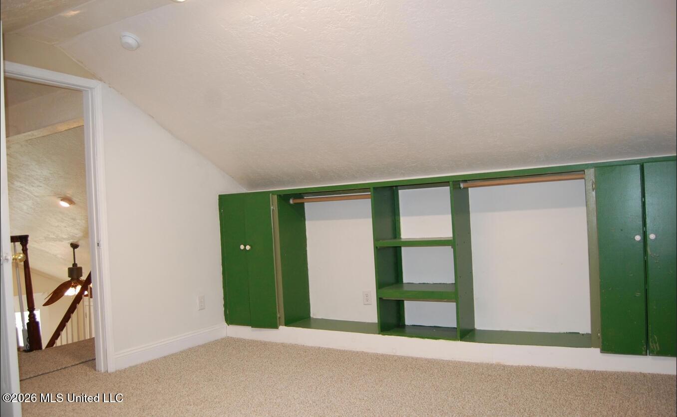 1106 Resca De La Palma Street Property Photo 11