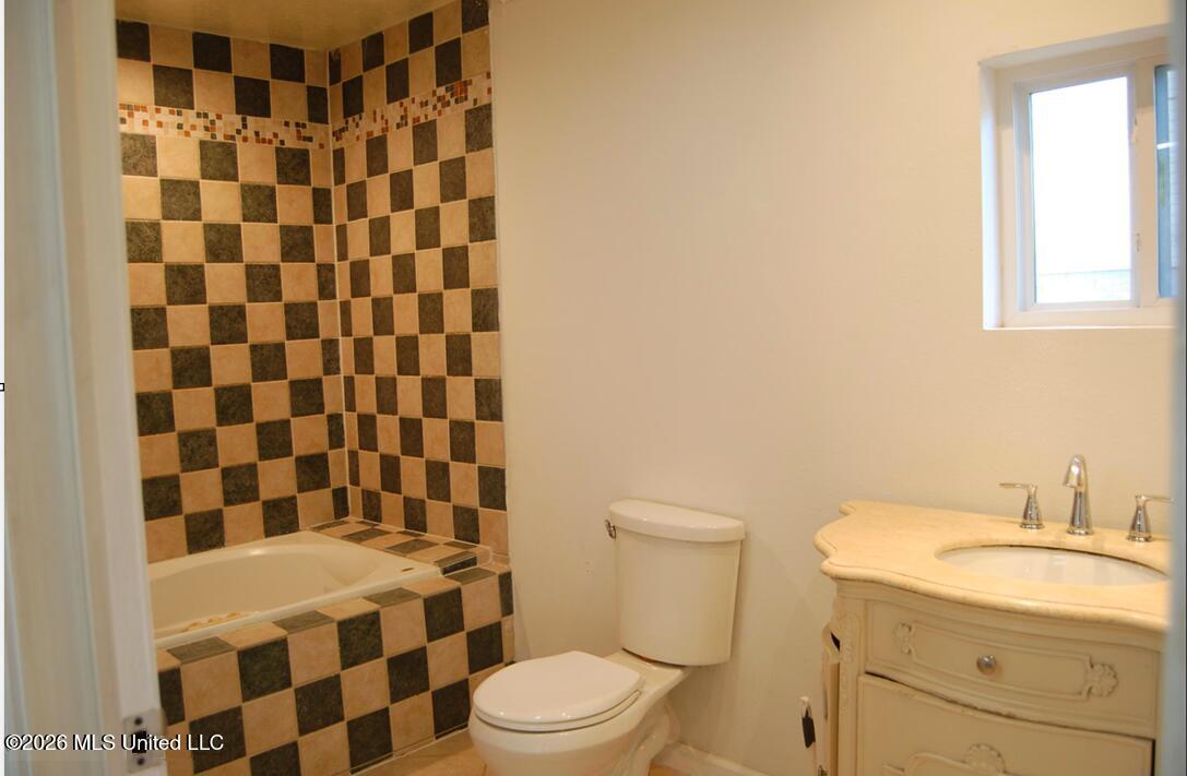 1106 Resca De La Palma Street Property Photo 12