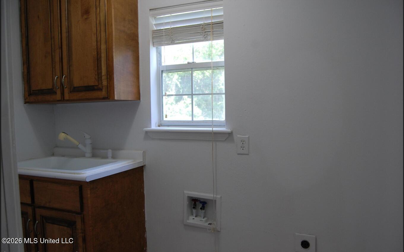 1106 Resca De La Palma Street Property Photo 13