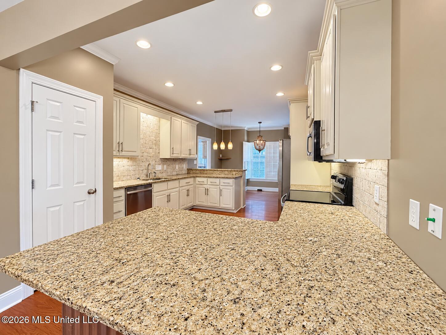 3007 Village Drive Property Photo 12
