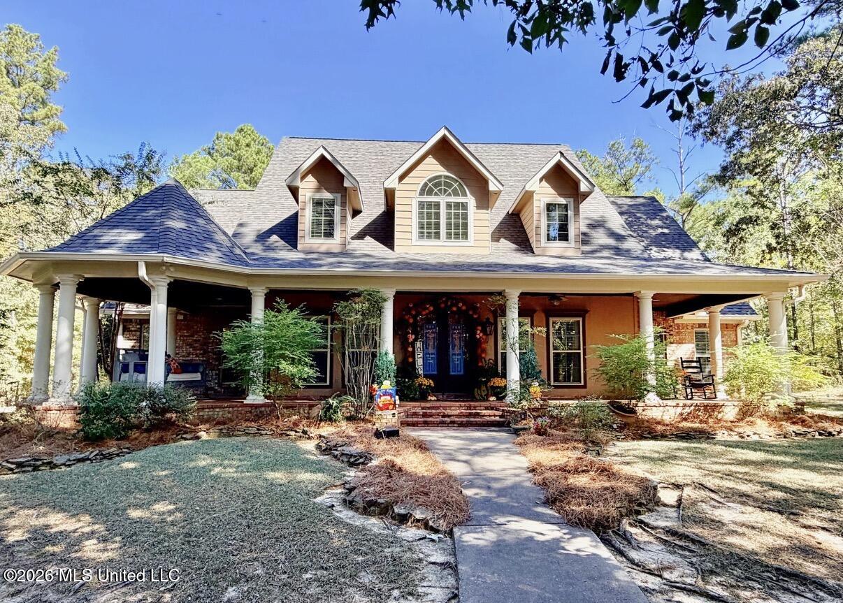 220 Val Verde Cove