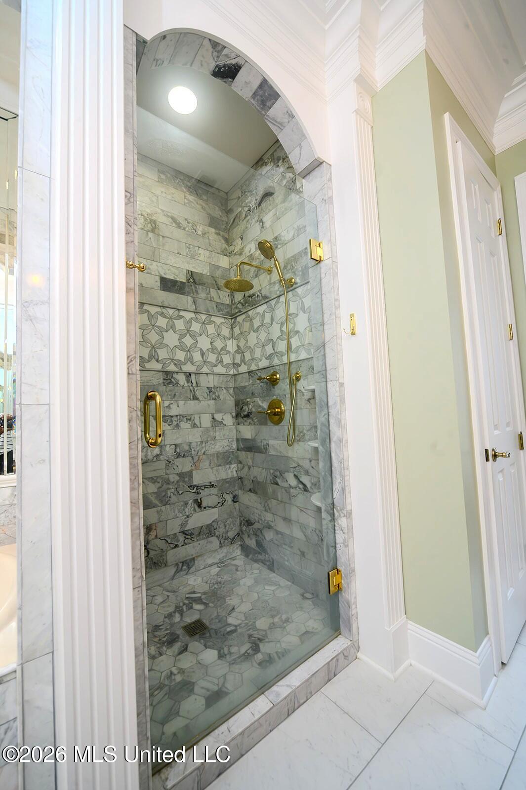 6175 Autumn Oaks Drive Property Photo 16