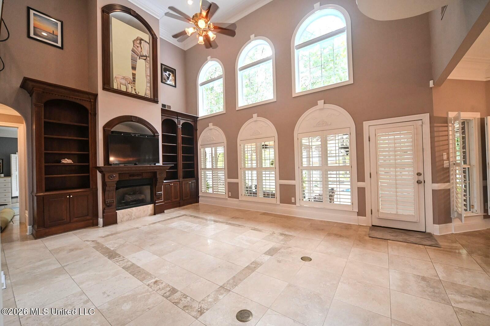6175 Autumn Oaks Drive Property Photo 23