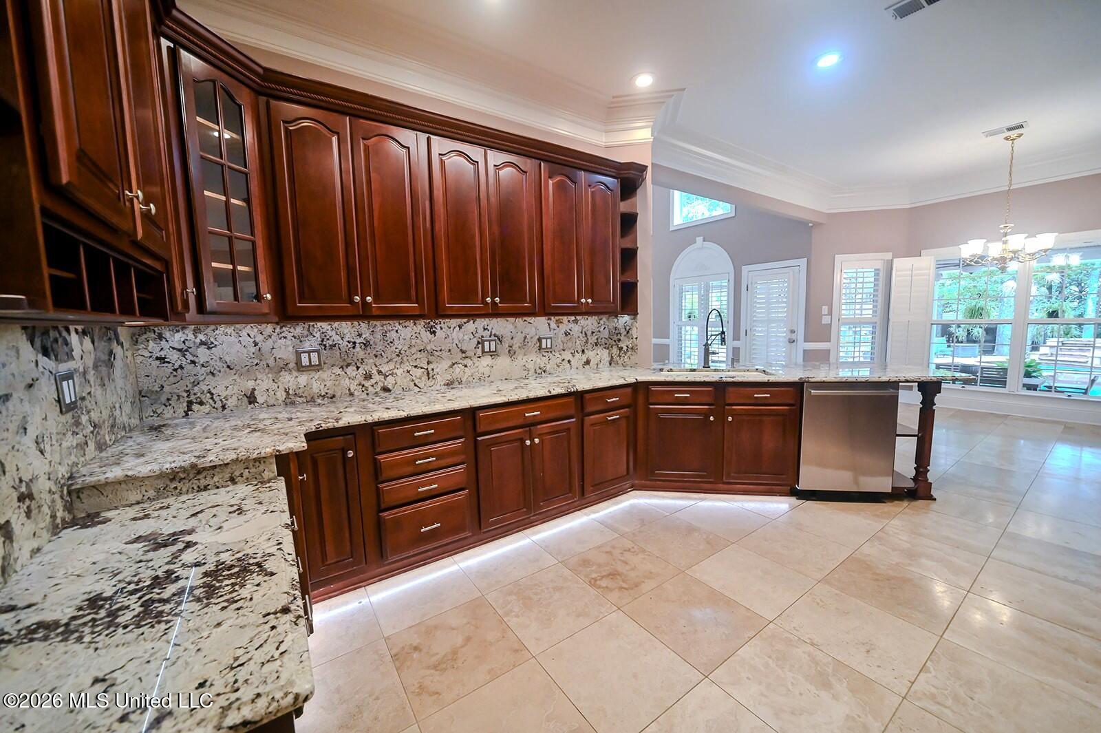 6175 Autumn Oaks Drive Property Photo 29