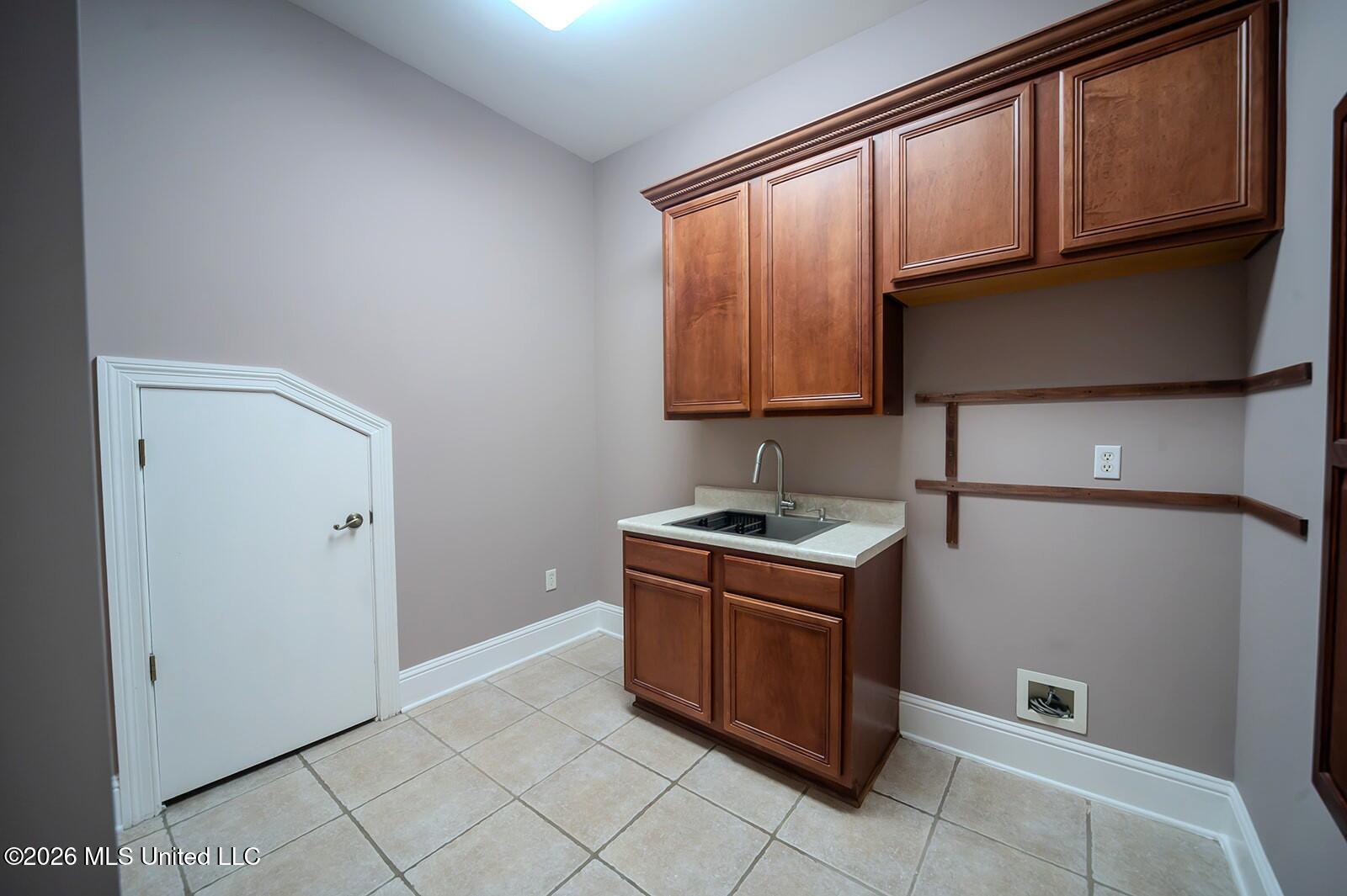 6175 Autumn Oaks Drive Property Photo 30
