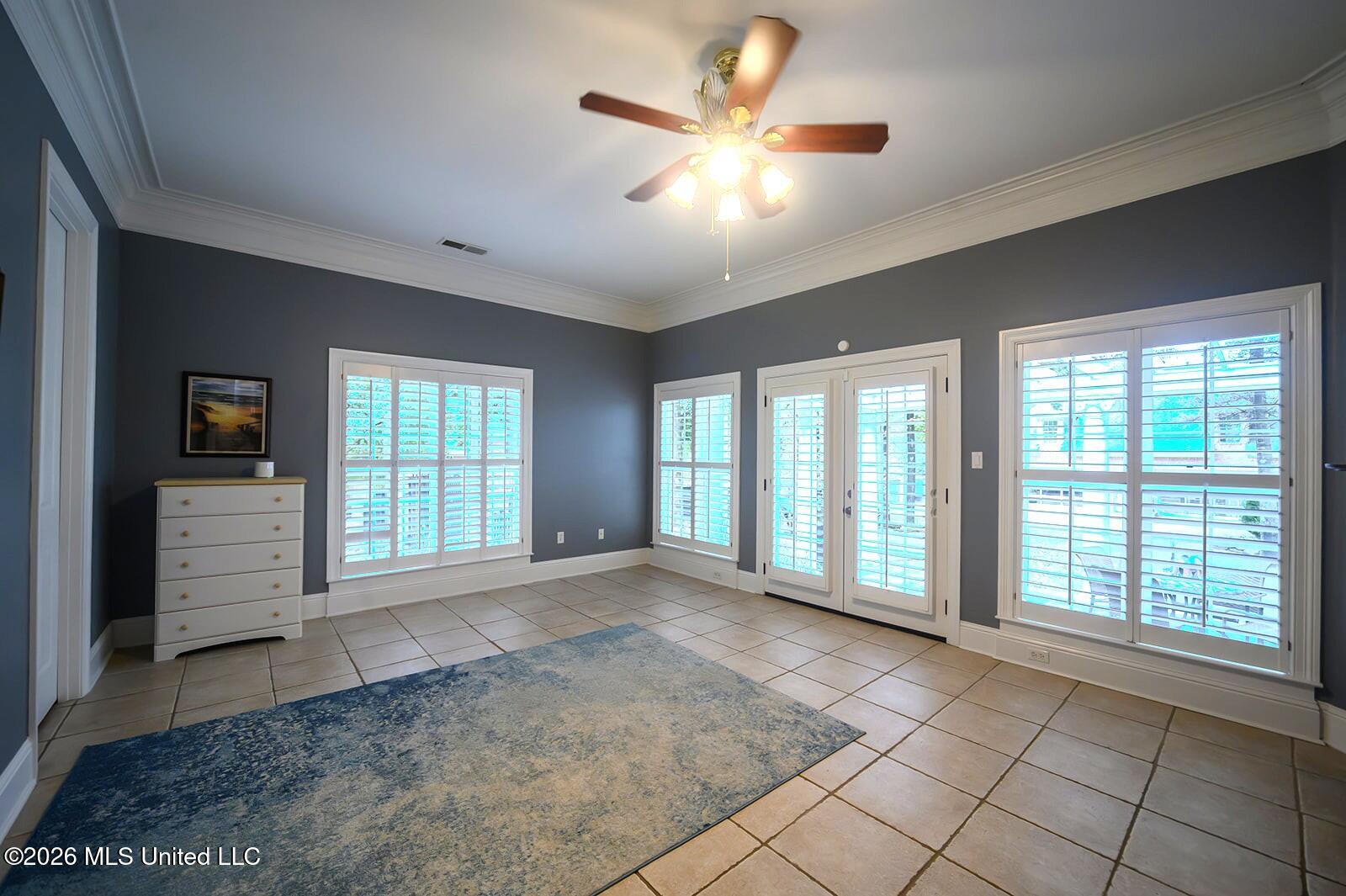6175 Autumn Oaks Drive Property Photo 32